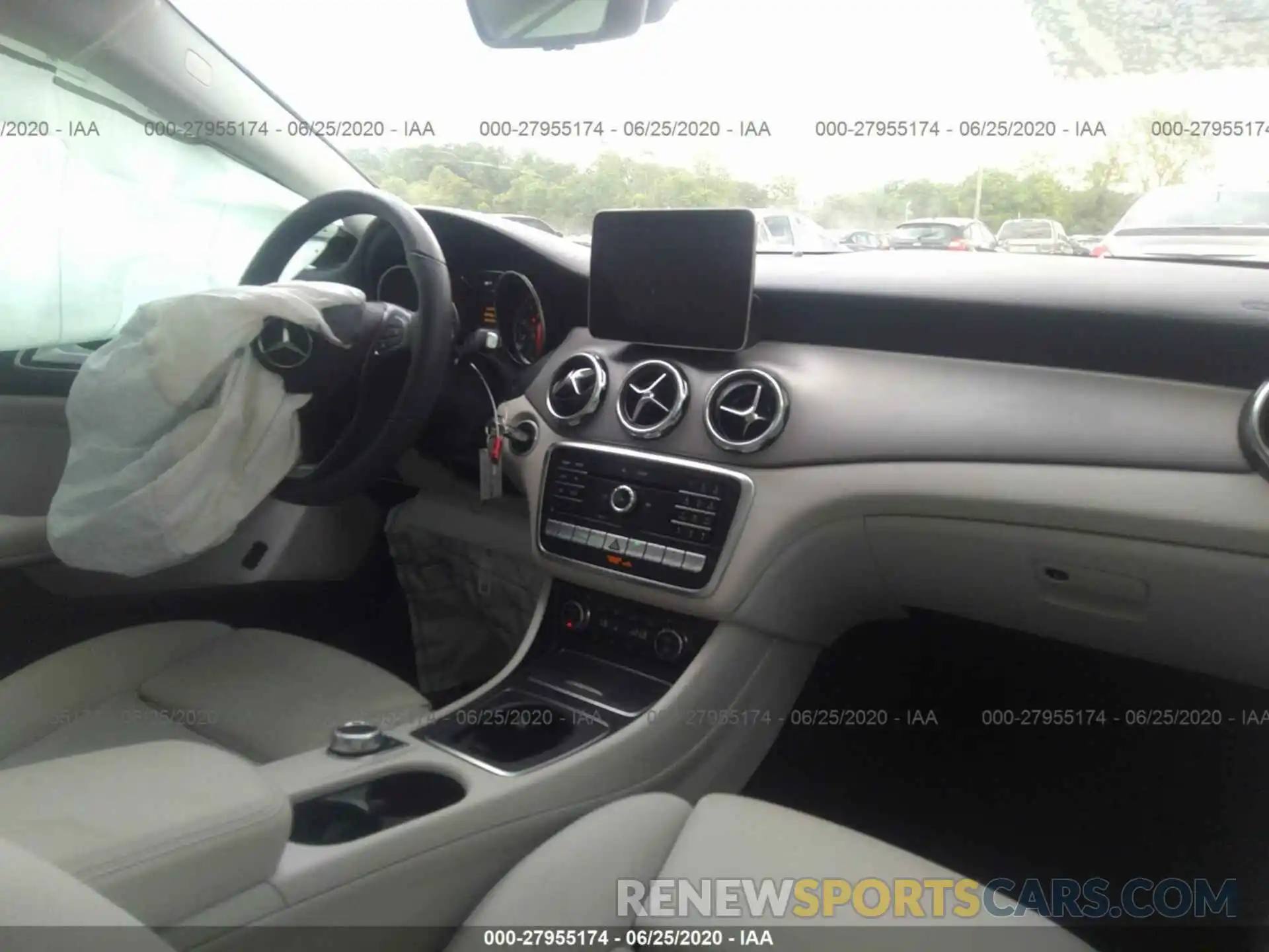 5 Photograph of a damaged car WDCTG4GB4KU012343 MERCEDES-BENZ GLA 2019