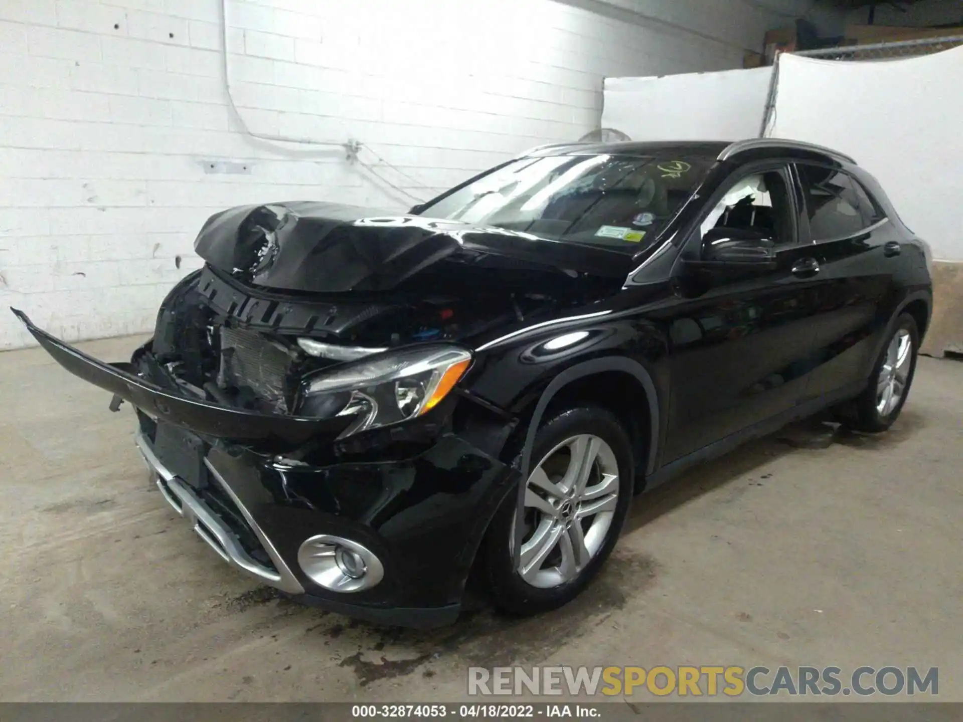 2 Photograph of a damaged car WDCTG4GB5KJ580327 MERCEDES-BENZ GLA 2019