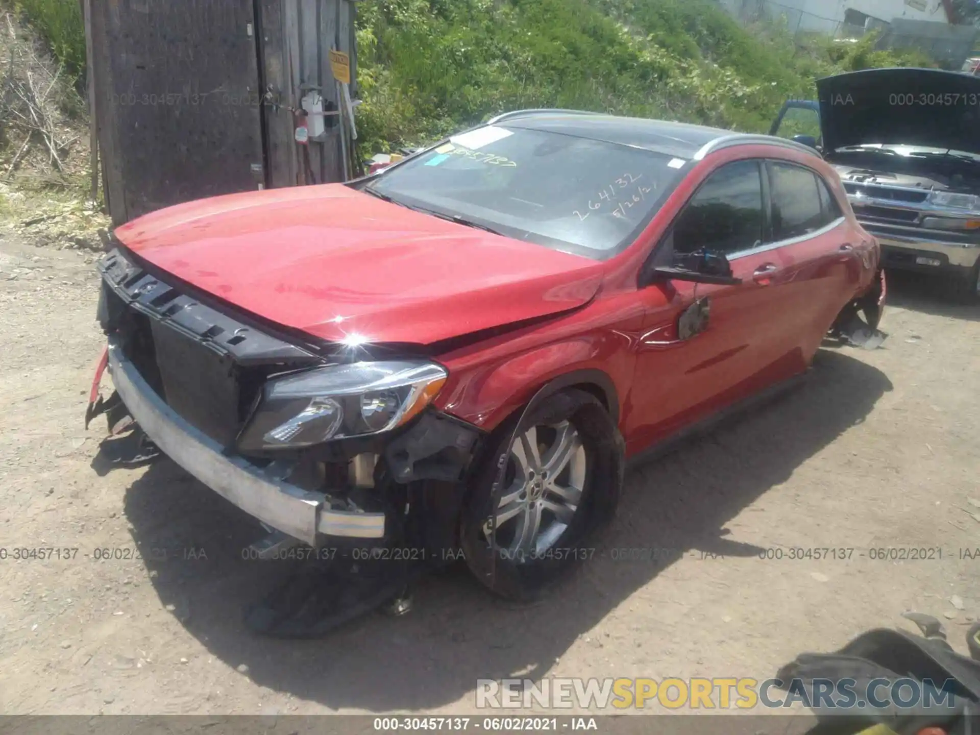 2 Photograph of a damaged car WDCTG4GB5KJ583616 MERCEDES-BENZ GLA 2019