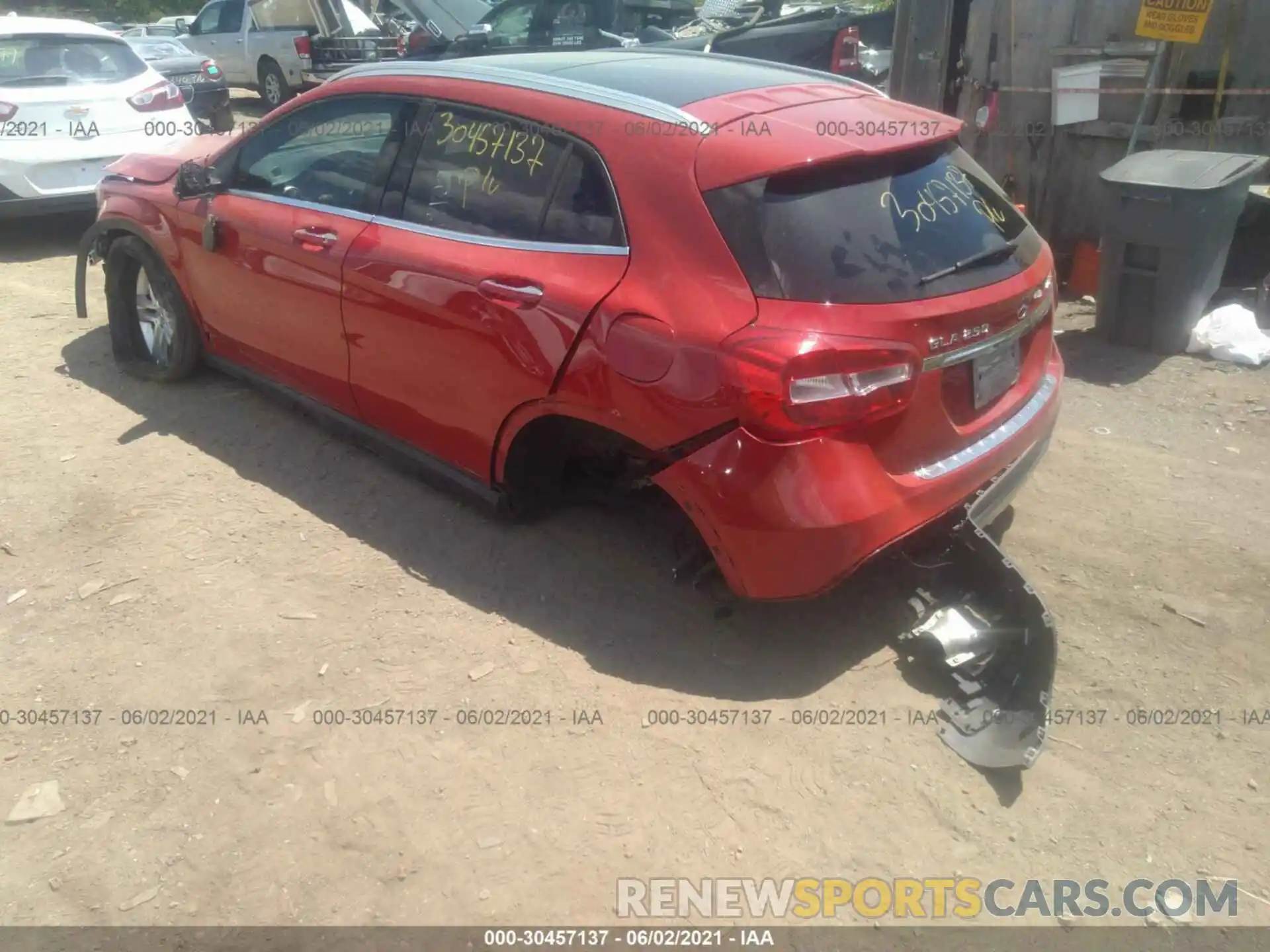 3 Photograph of a damaged car WDCTG4GB5KJ583616 MERCEDES-BENZ GLA 2019