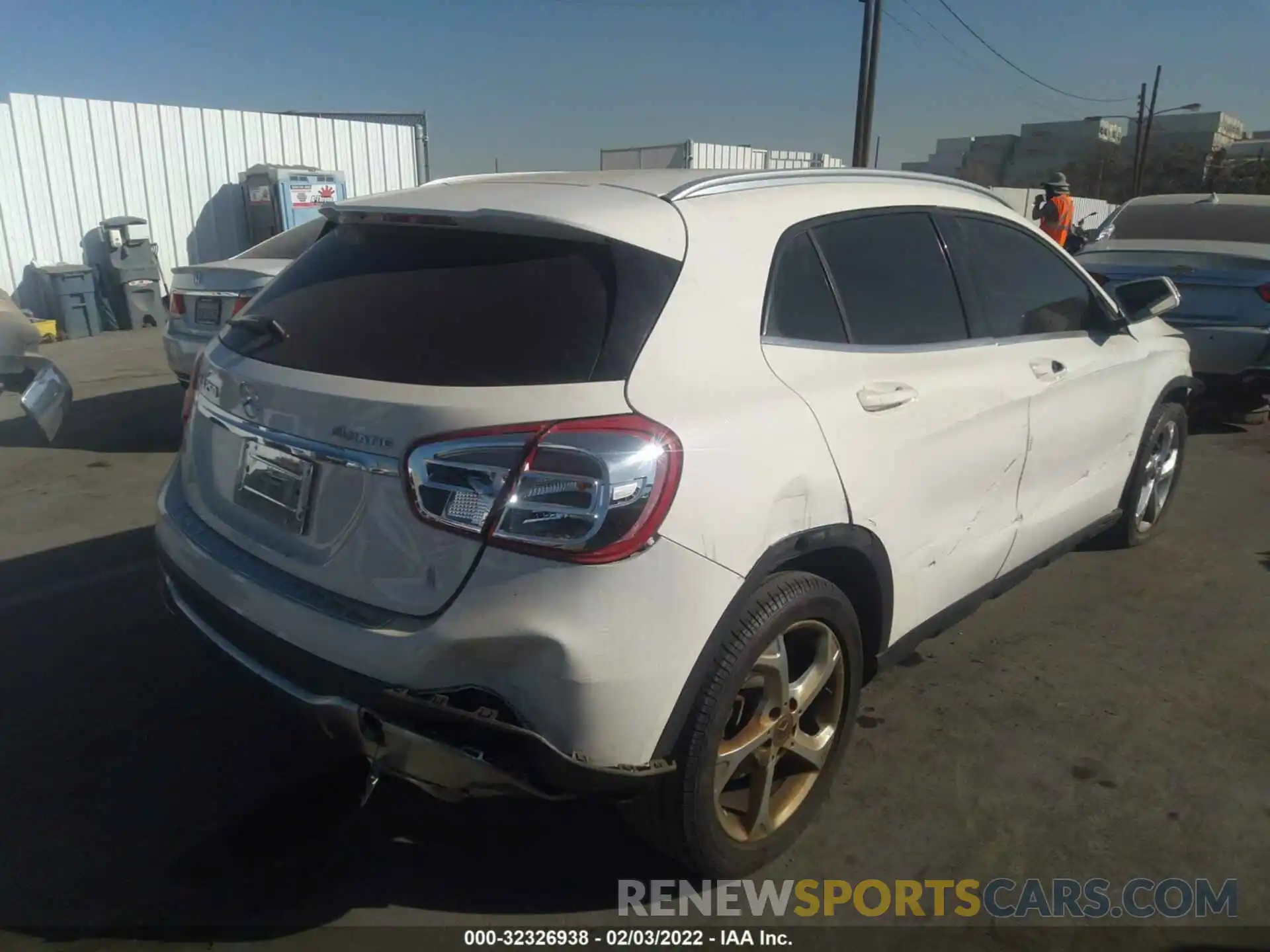 4 Фотография поврежденного автомобиля WDCTG4GB5KU000296 MERCEDES-BENZ GLA 2019