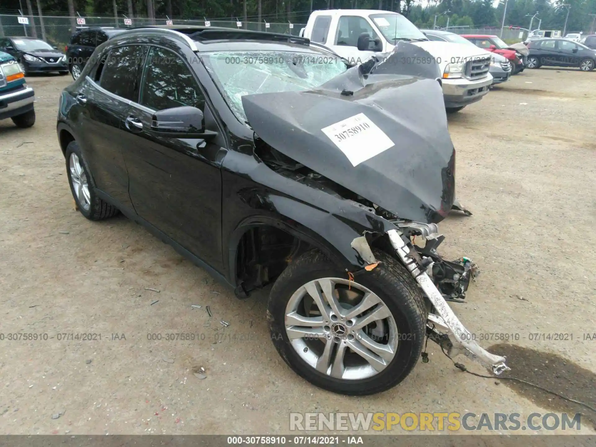 1 Photograph of a damaged car WDCTG4GB5KU016000 MERCEDES-BENZ GLA 2019