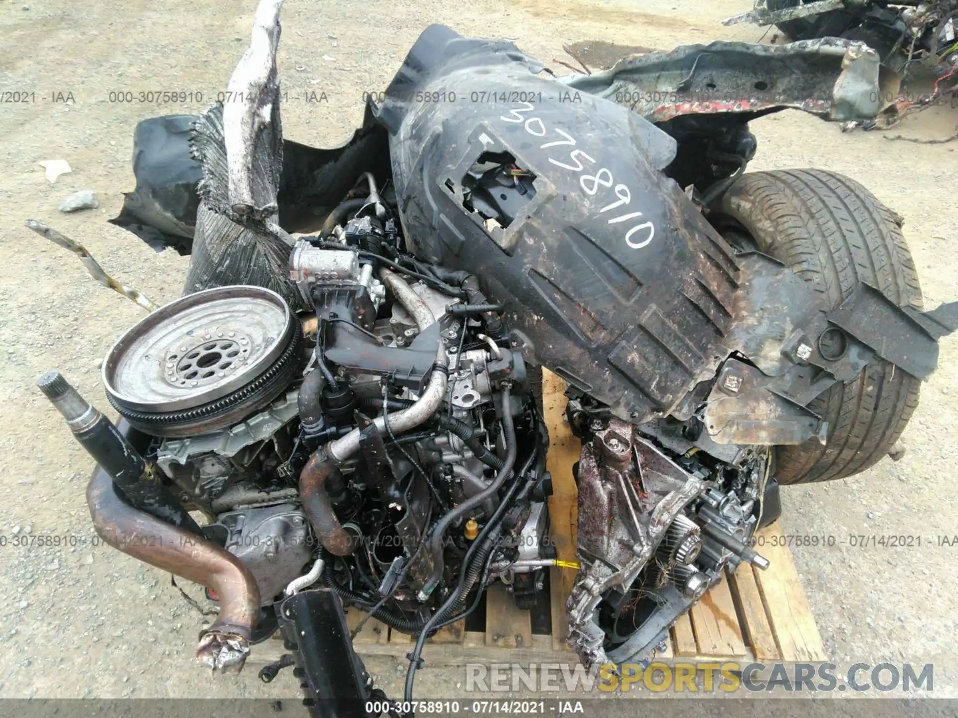 10 Photograph of a damaged car WDCTG4GB5KU016000 MERCEDES-BENZ GLA 2019