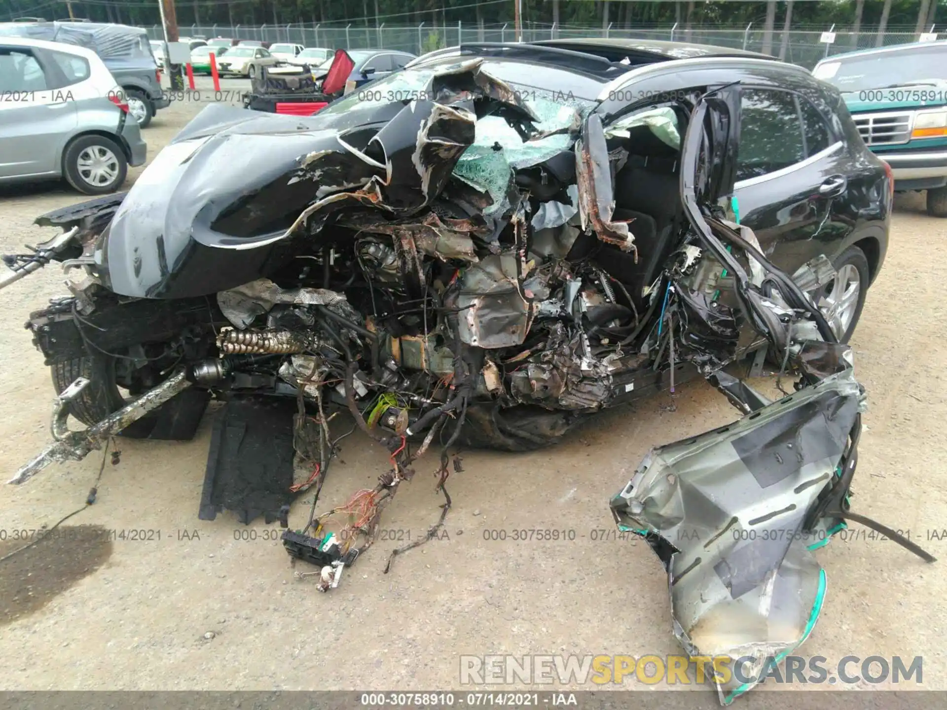 2 Photograph of a damaged car WDCTG4GB5KU016000 MERCEDES-BENZ GLA 2019