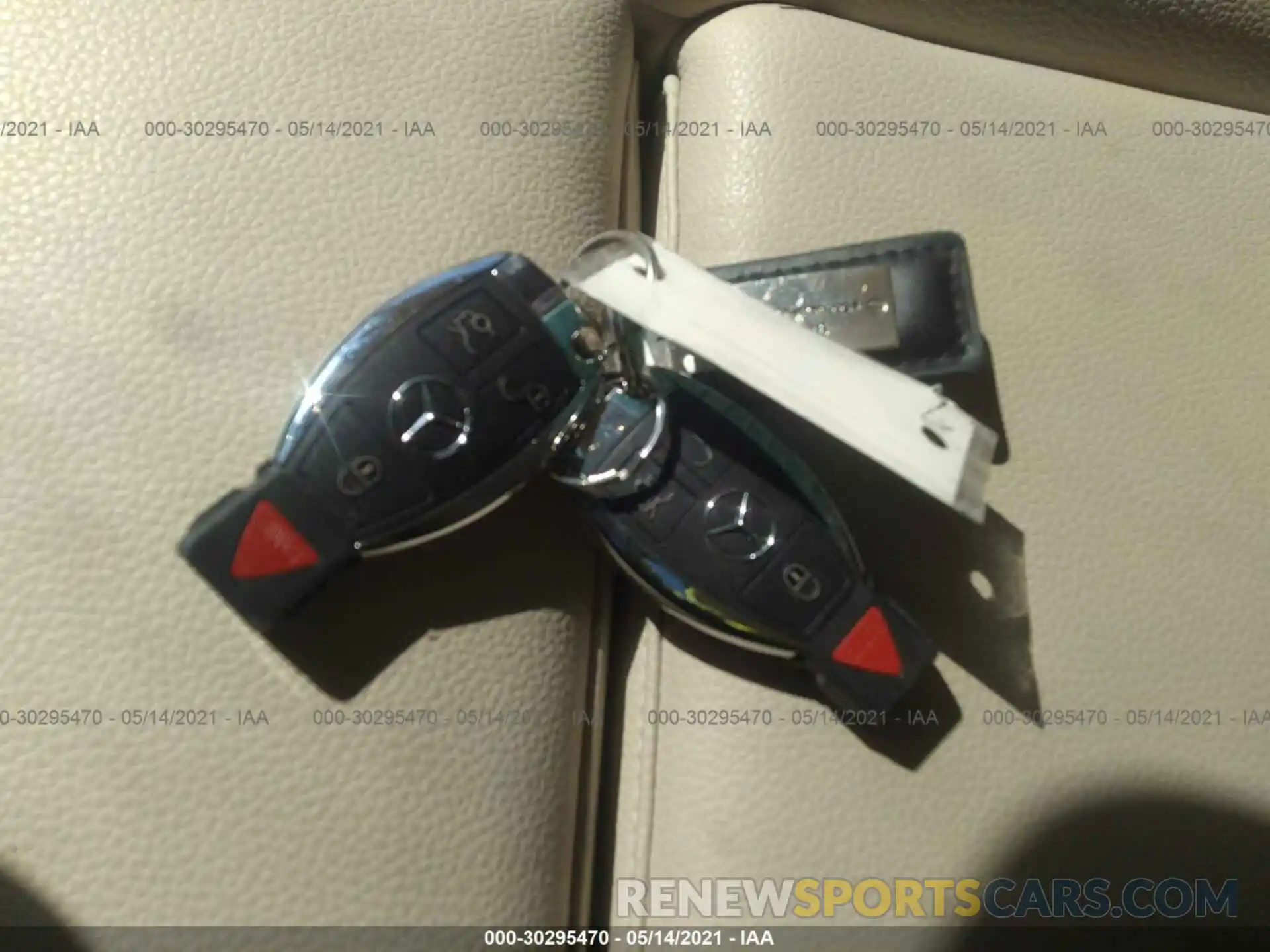 11 Photograph of a damaged car WDCTG4GB6KJ549068 MERCEDES-BENZ GLA 2019