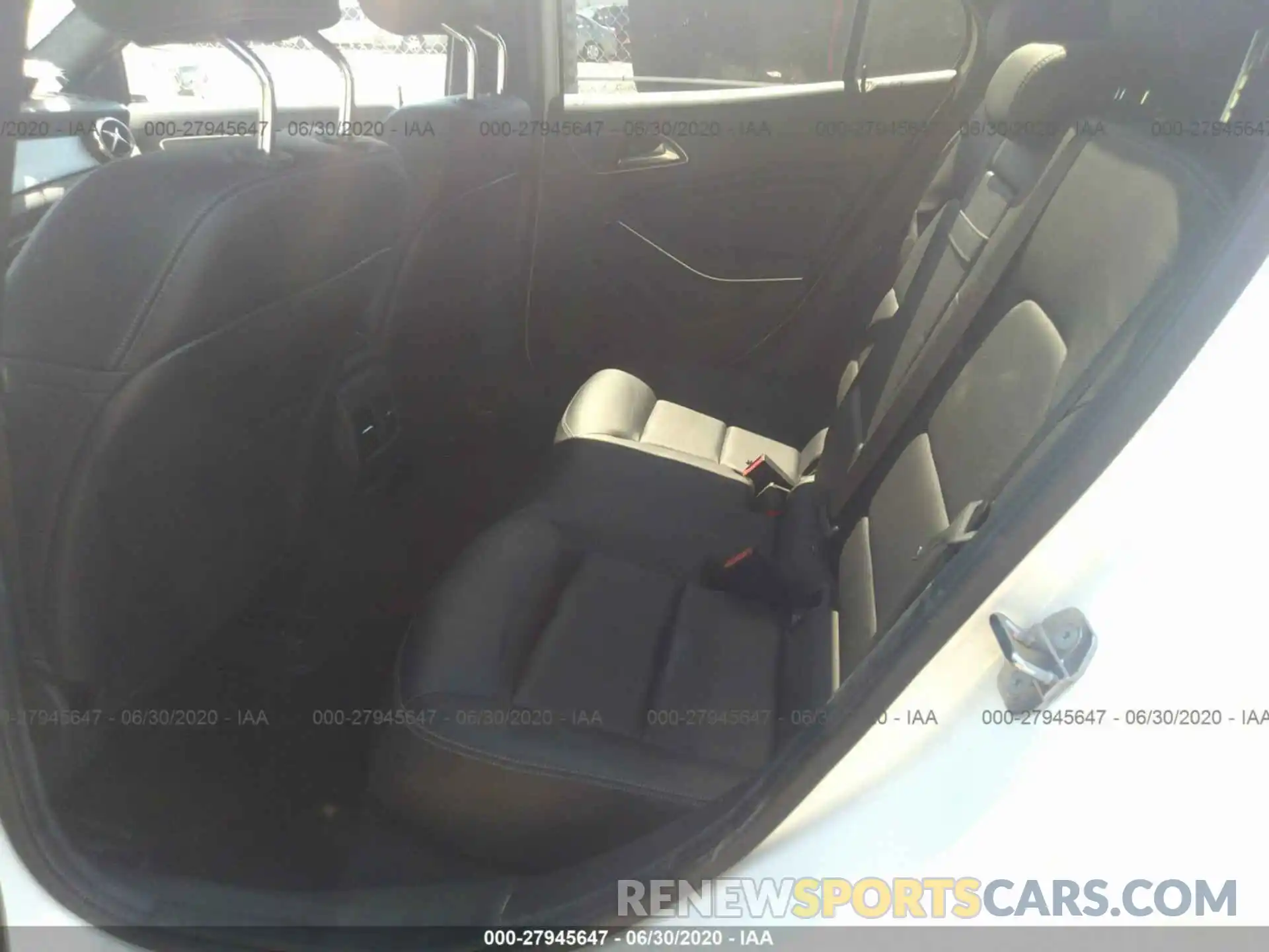 8 Photograph of a damaged car WDCTG4GB6KJ582233 MERCEDES-BENZ GLA 2019