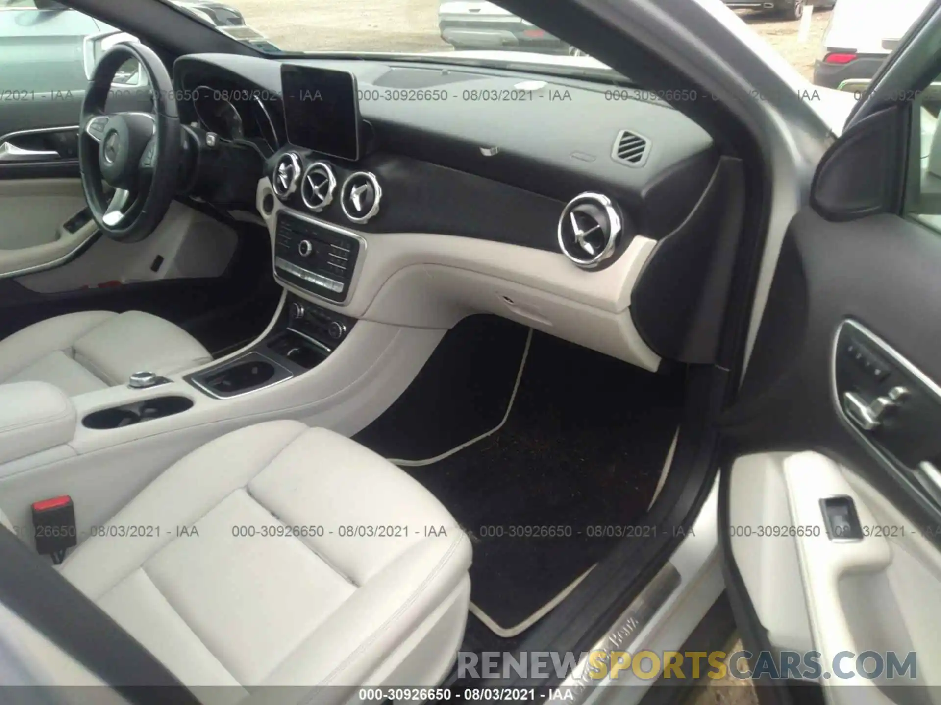 5 Photograph of a damaged car WDCTG4GB6KJ582782 MERCEDES-BENZ GLA 2019