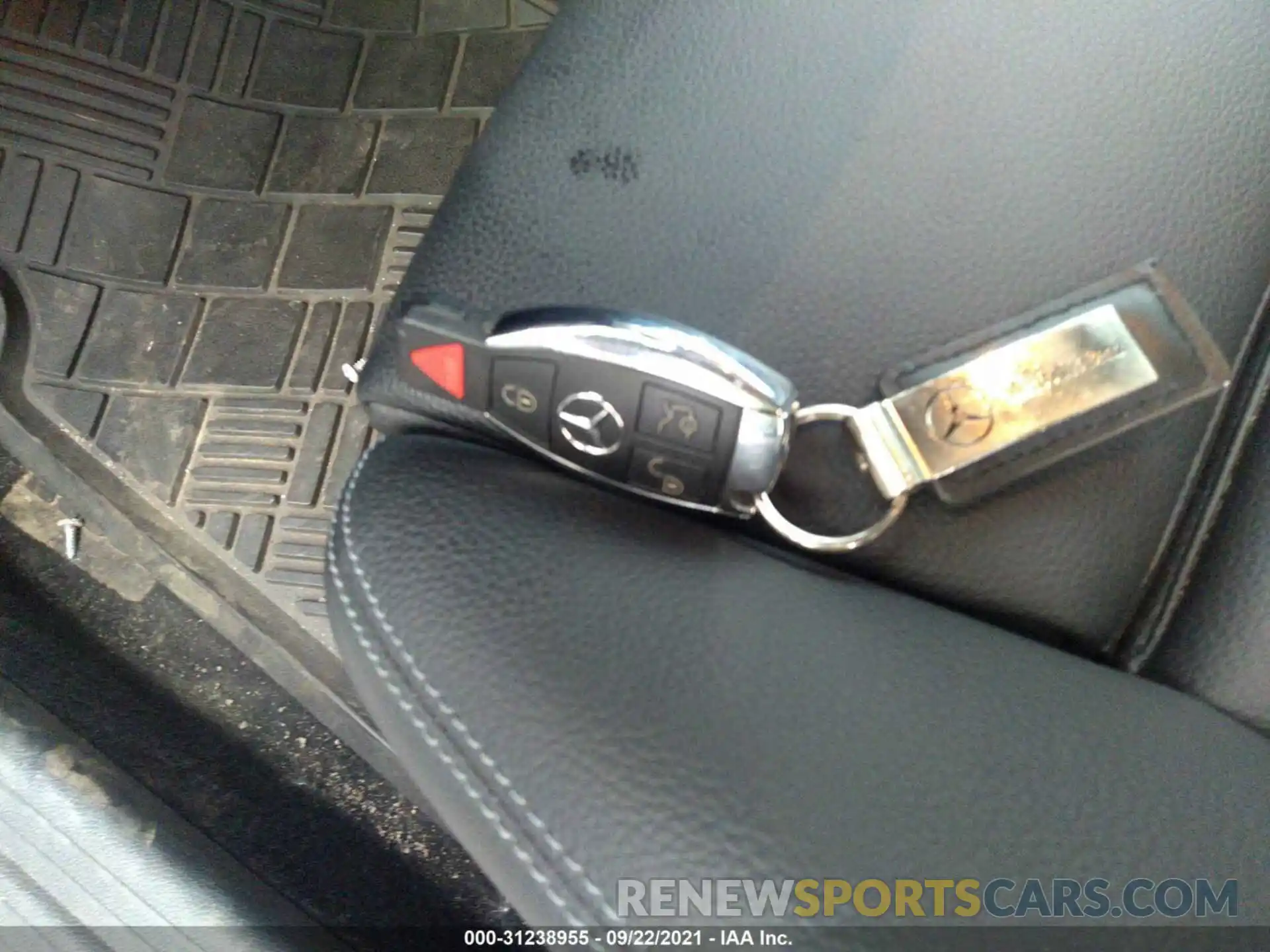 11 Photograph of a damaged car WDCTG4GB7KJ646036 MERCEDES-BENZ GLA 2019