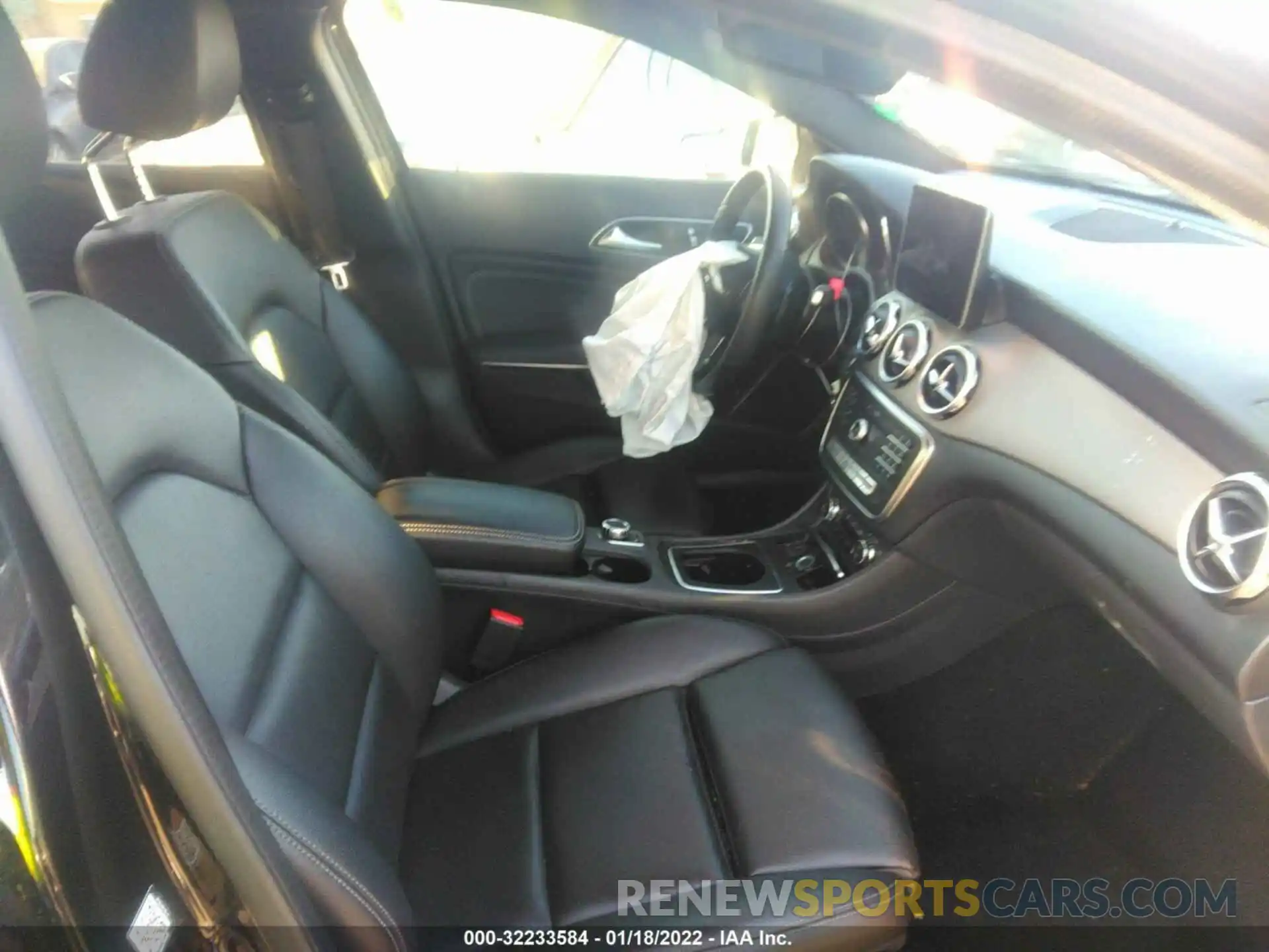 5 Photograph of a damaged car WDCTG4GB7KU003281 MERCEDES-BENZ GLA 2019