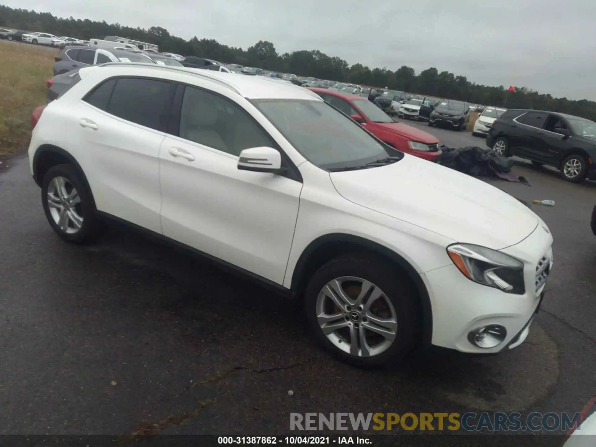 1 Photograph of a damaged car WDCTG4GB7KU018444 MERCEDES-BENZ GLA 2019