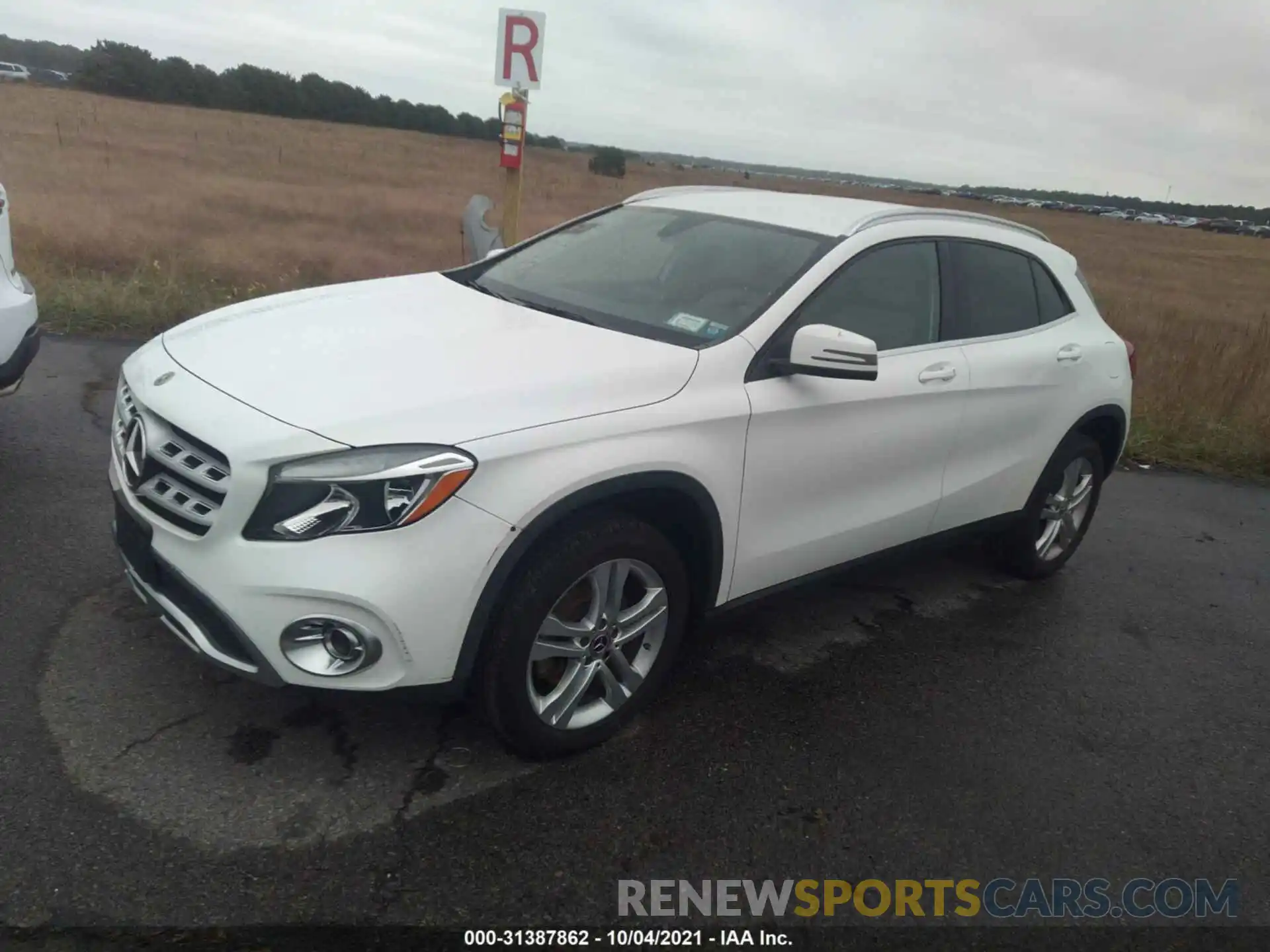 2 Photograph of a damaged car WDCTG4GB7KU018444 MERCEDES-BENZ GLA 2019