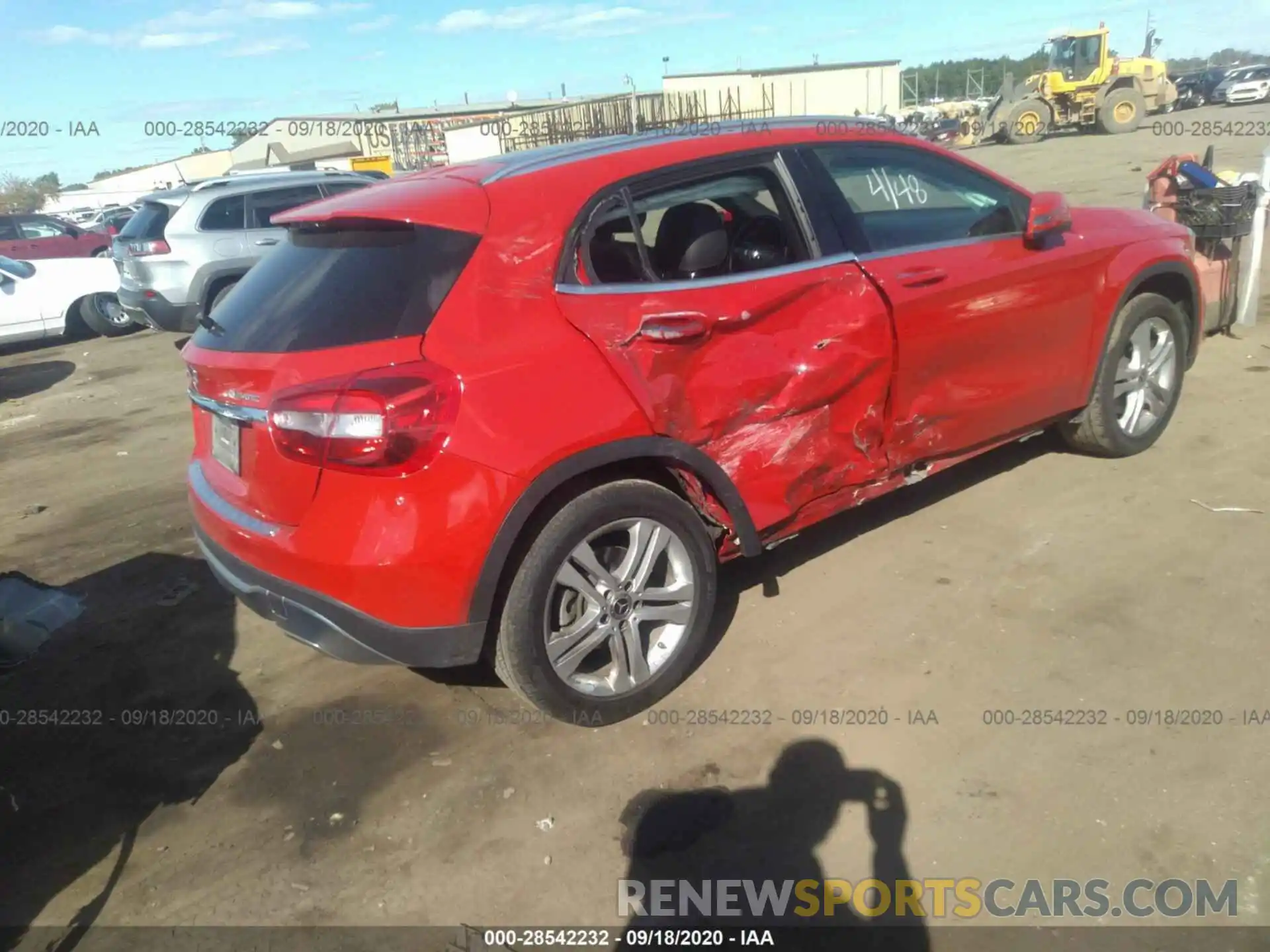 4 Photograph of a damaged car WDCTG4GB8KJ552263 MERCEDES-BENZ GLA 2019