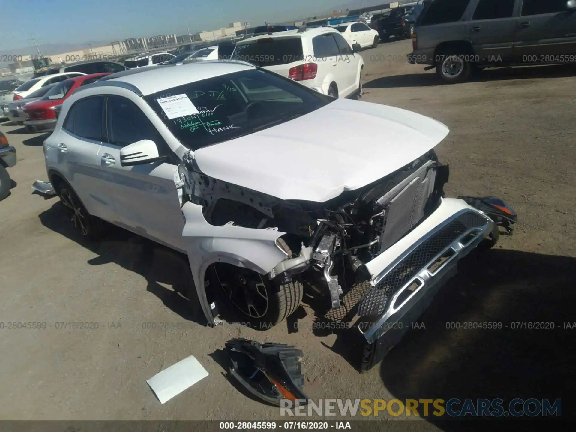 1 Photograph of a damaged car WDCTG4GB8KU009266 MERCEDES-BENZ GLA 2019