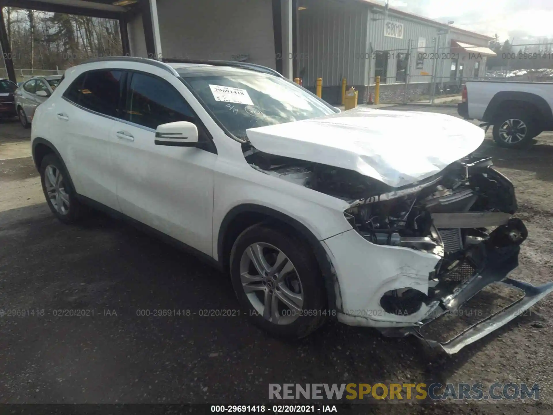 1 Photograph of a damaged car WDCTG4GB8KU018548 MERCEDES-BENZ GLA 2019