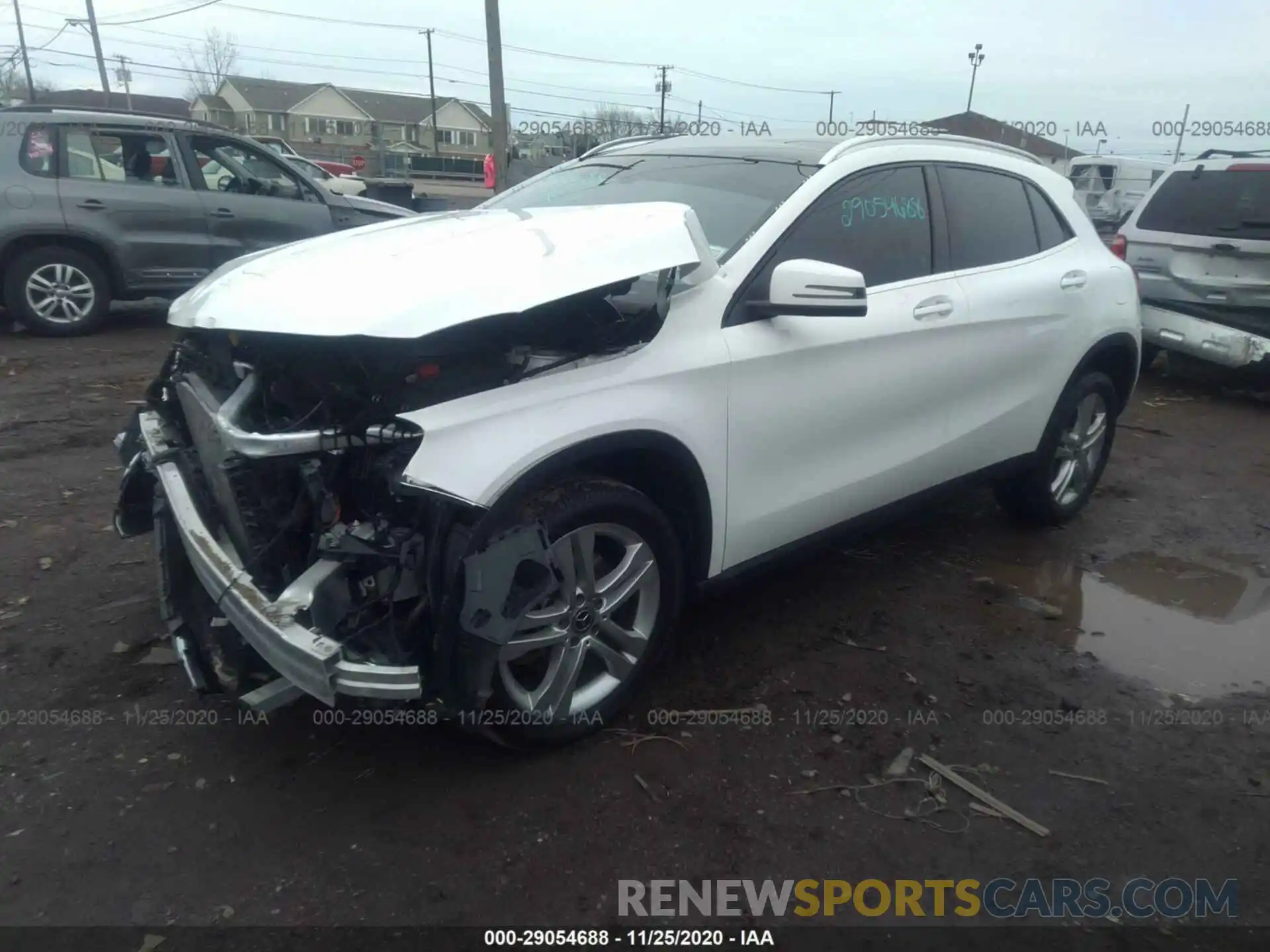 2 Photograph of a damaged car WDCTG4GB9KJ548447 MERCEDES-BENZ GLA 2019