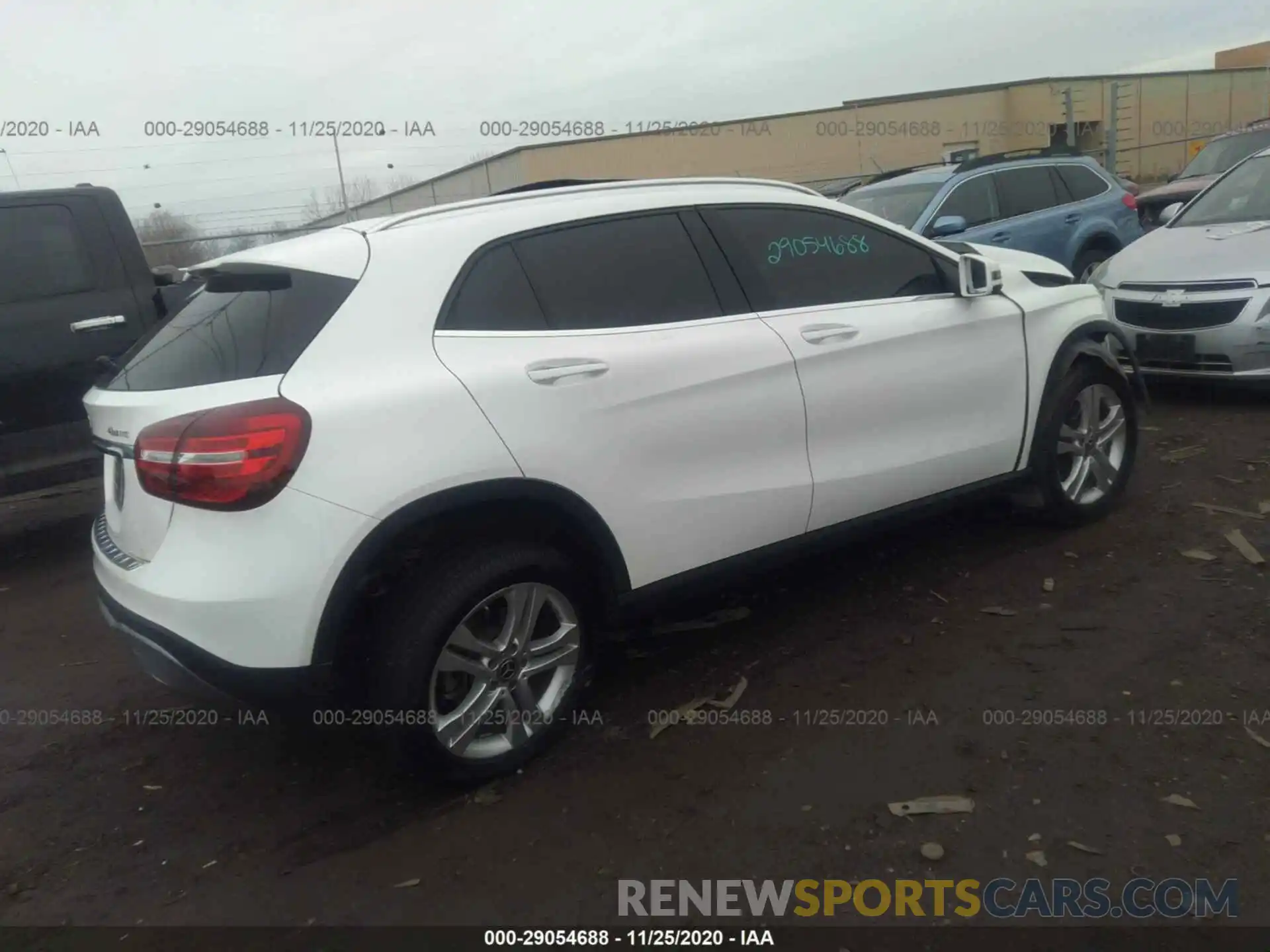 4 Photograph of a damaged car WDCTG4GB9KJ548447 MERCEDES-BENZ GLA 2019