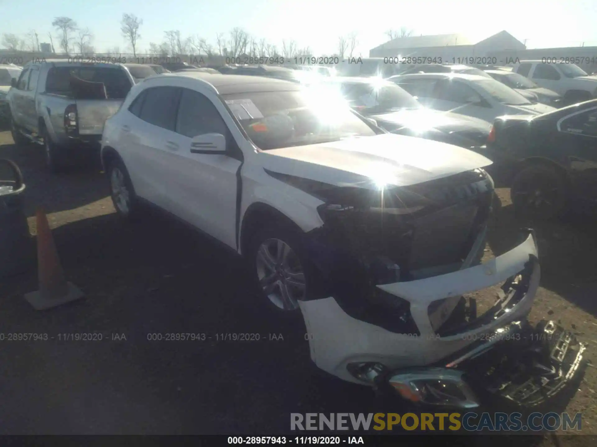 1 Photograph of a damaged car WDCTG4GB9KJ549419 MERCEDES-BENZ GLA 2019