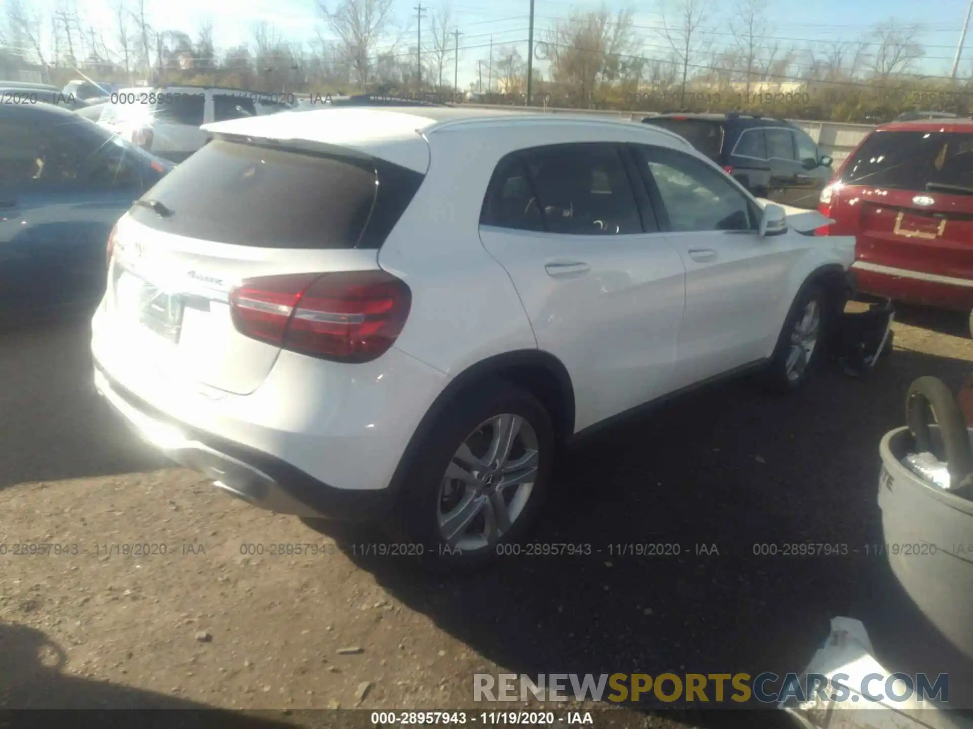 4 Photograph of a damaged car WDCTG4GB9KJ549419 MERCEDES-BENZ GLA 2019