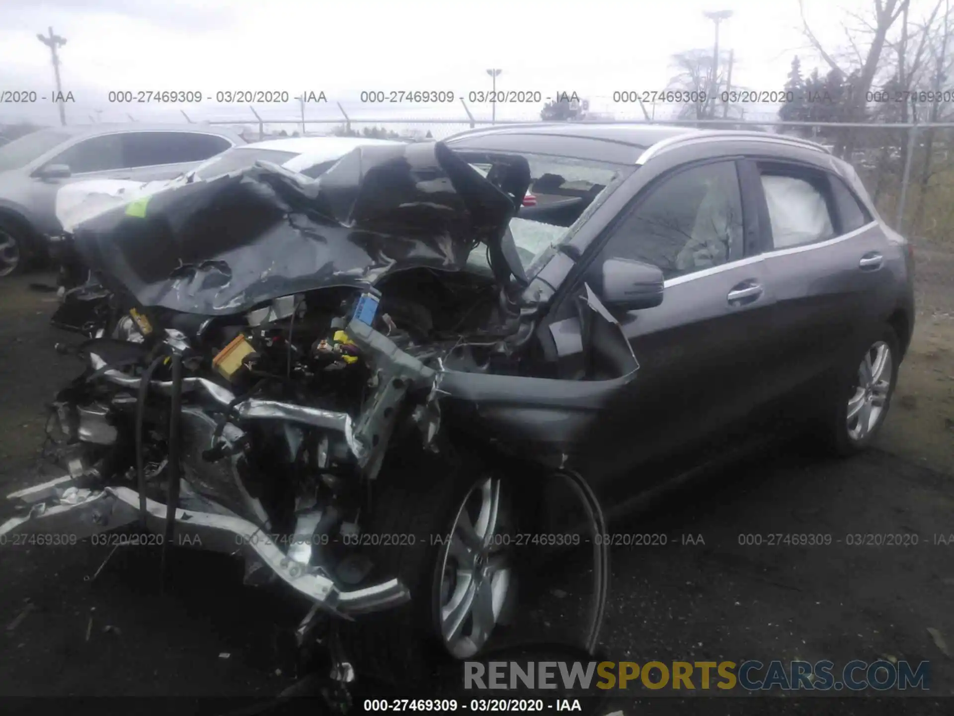 2 Photograph of a damaged car WDCTG4GB9KJ551462 MERCEDES-BENZ GLA 2019