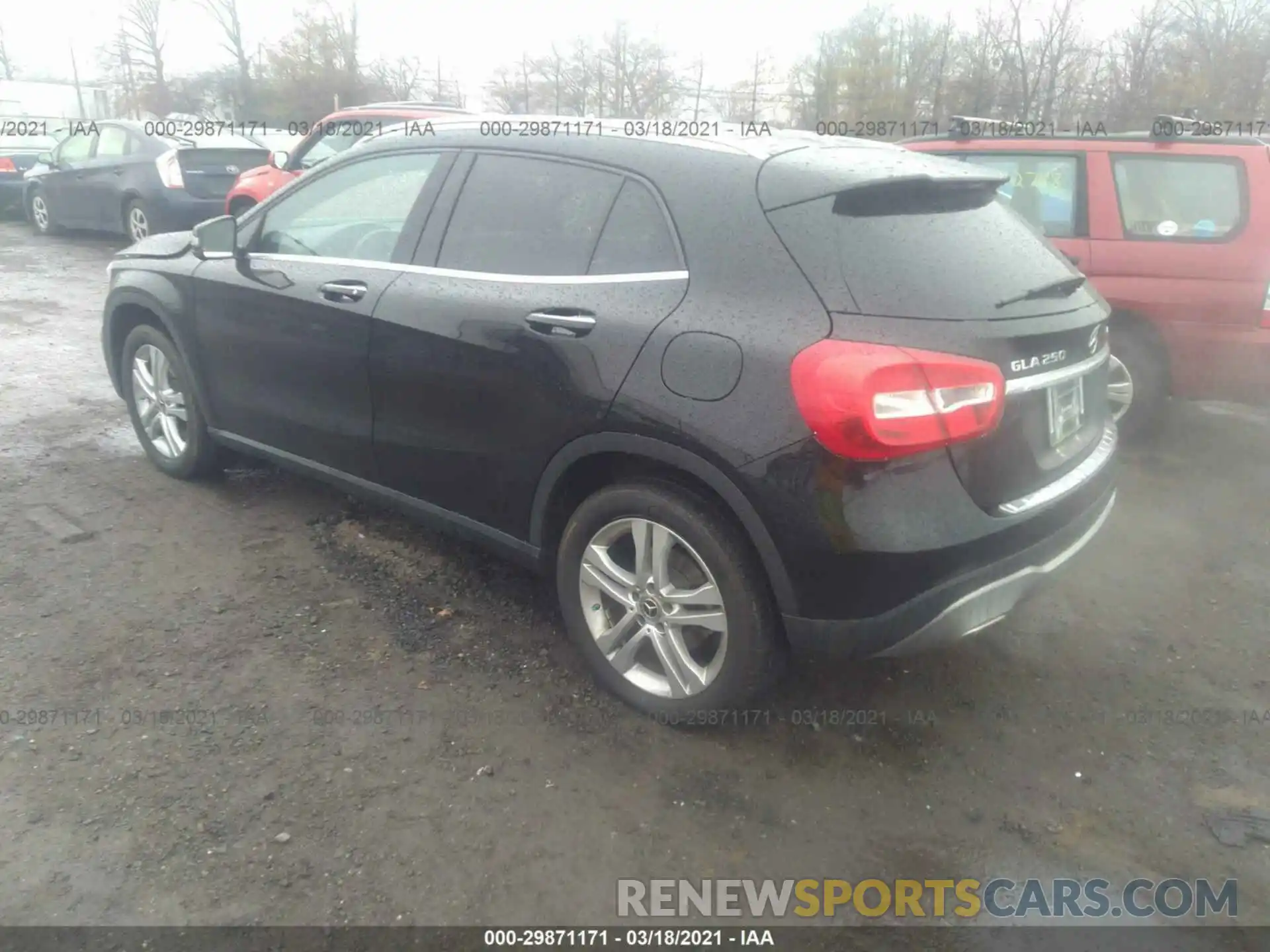 3 Photograph of a damaged car WDCTG4GB9KJ570898 MERCEDES-BENZ GLA 2019