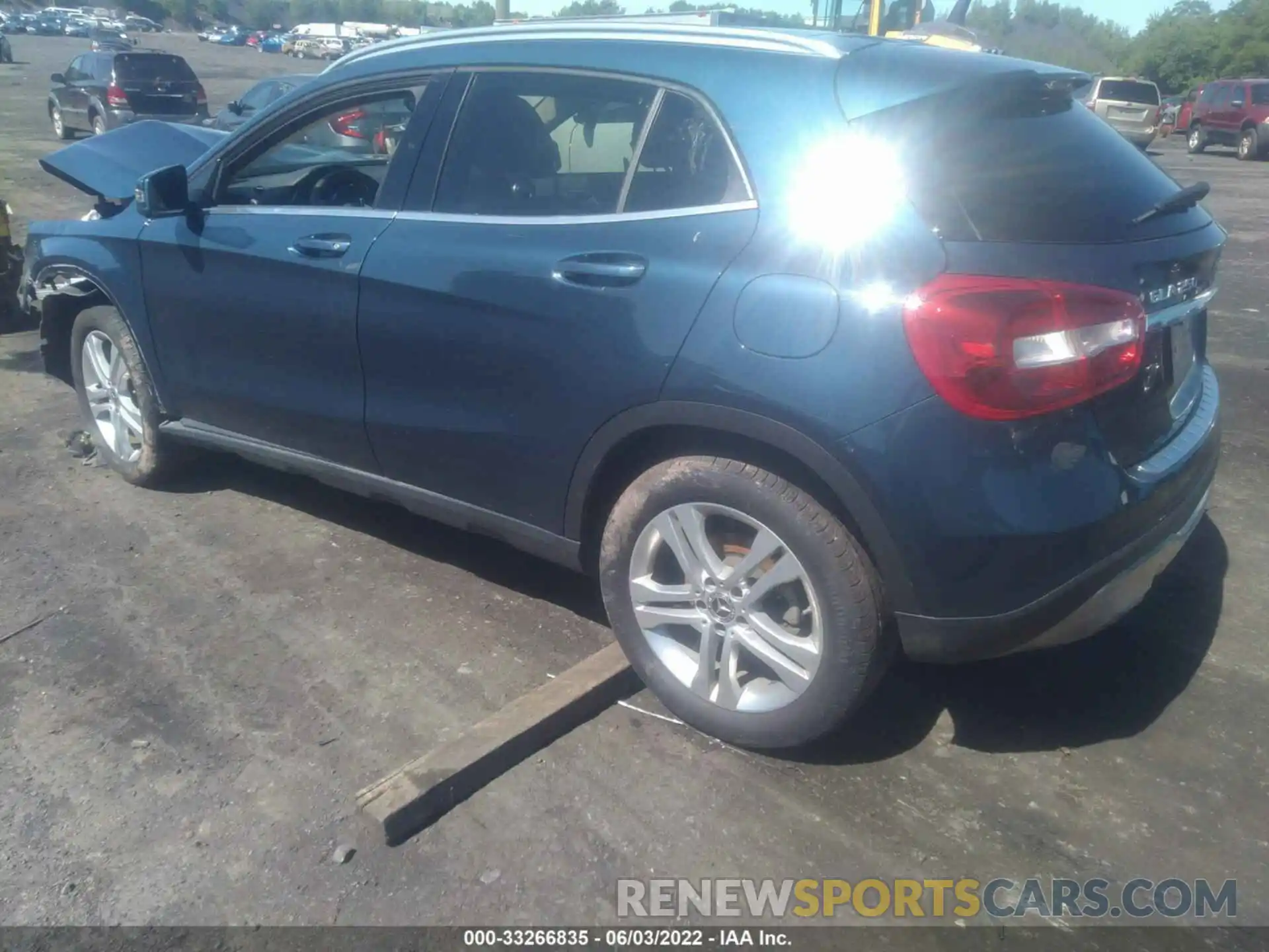 3 Photograph of a damaged car WDCTG4GB9KJ630162 MERCEDES-BENZ GLA 2019