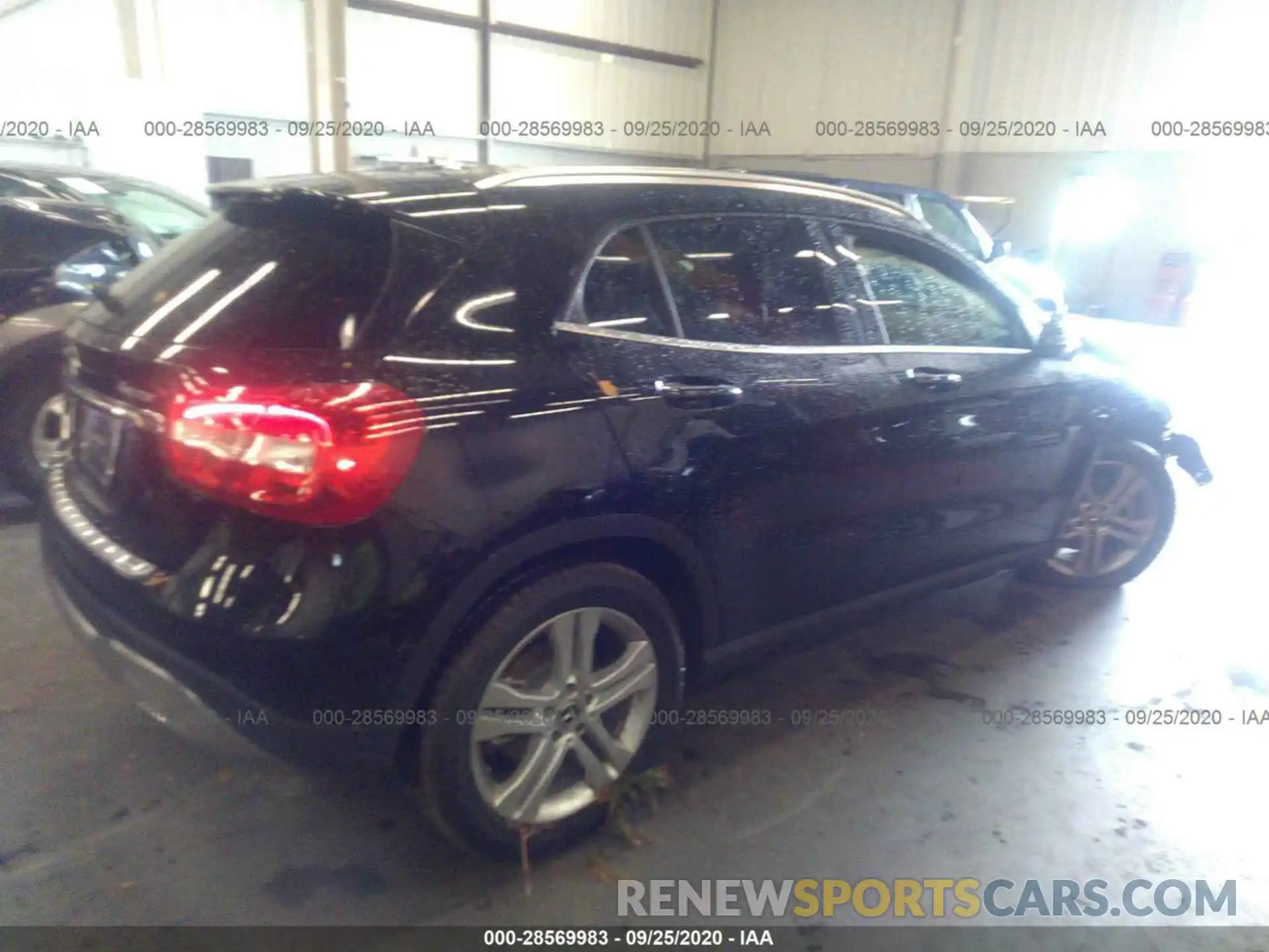 4 Photograph of a damaged car WDCTG4GB9KJ630193 MERCEDES-BENZ GLA 2019