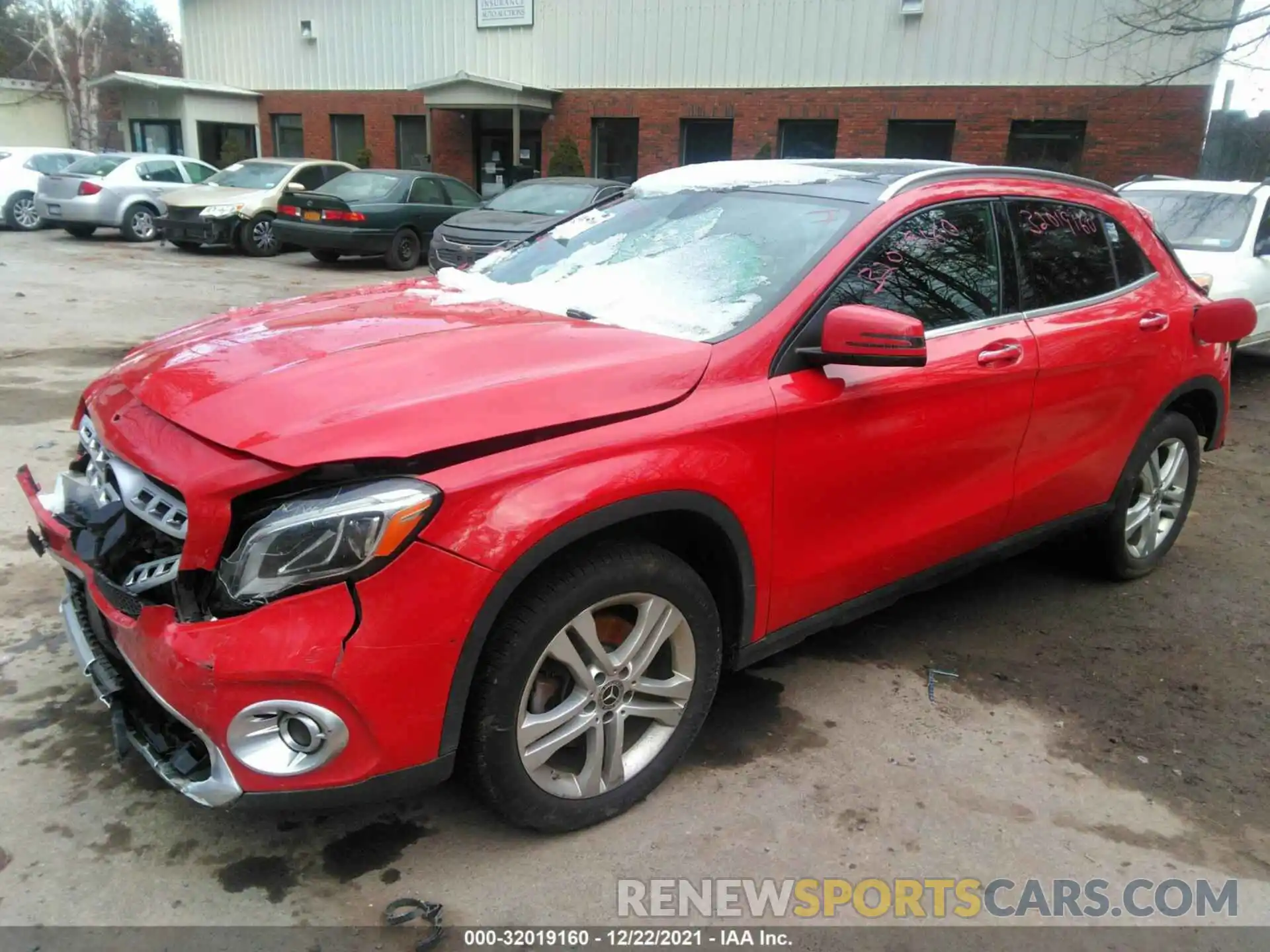 2 Photograph of a damaged car WDCTG4GB9KU015612 MERCEDES-BENZ GLA 2019