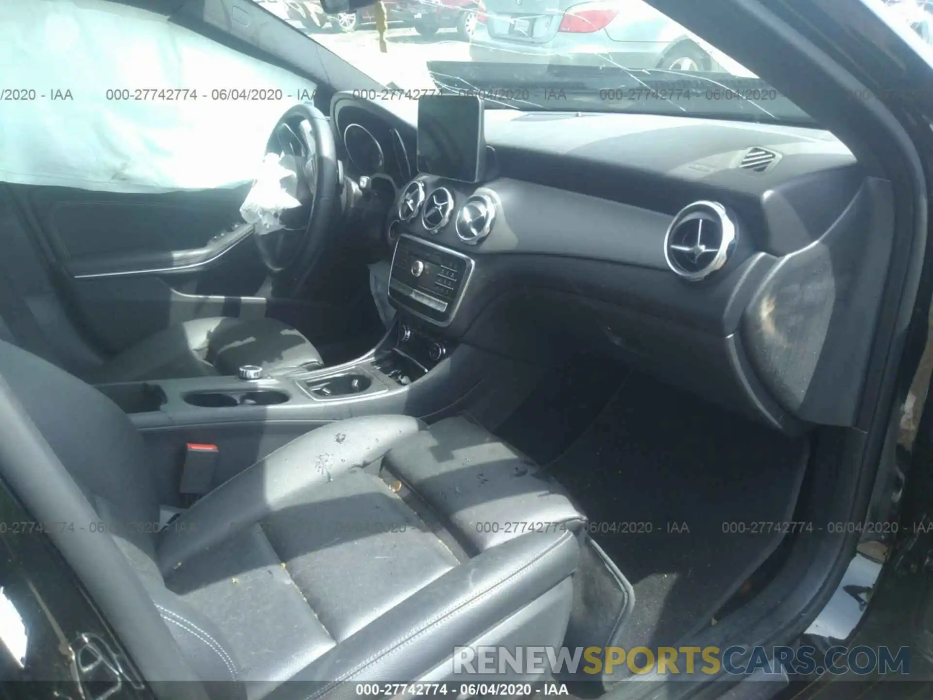 5 Photograph of a damaged car WDCTG4GB9KU020647 MERCEDES-BENZ GLA 2019