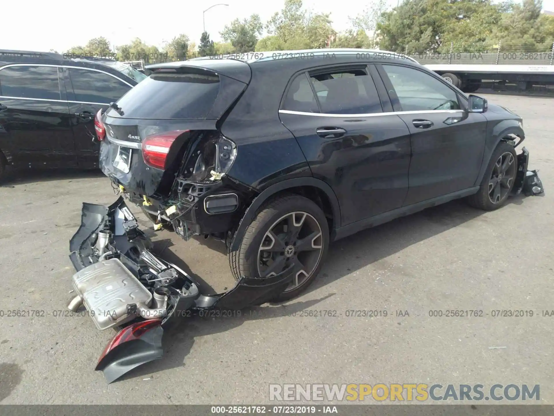 4 Фотография поврежденного автомобиля WDCTG4GBXKJ552085 MERCEDES-BENZ GLA 2019