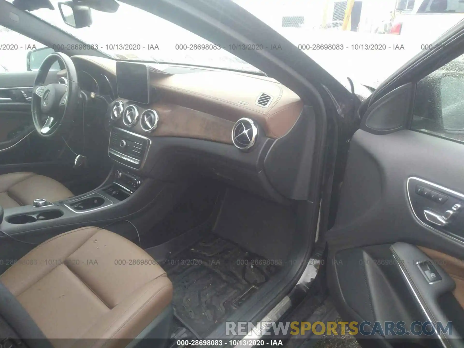 5 Фотография поврежденного автомобиля WDCTG4GBXKJ556606 MERCEDES-BENZ GLA 2019