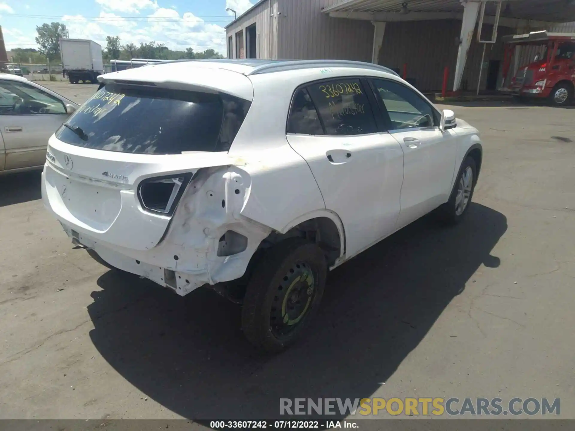 4 Photograph of a damaged car WDCTG4GBXKJ590657 MERCEDES-BENZ GLA 2019