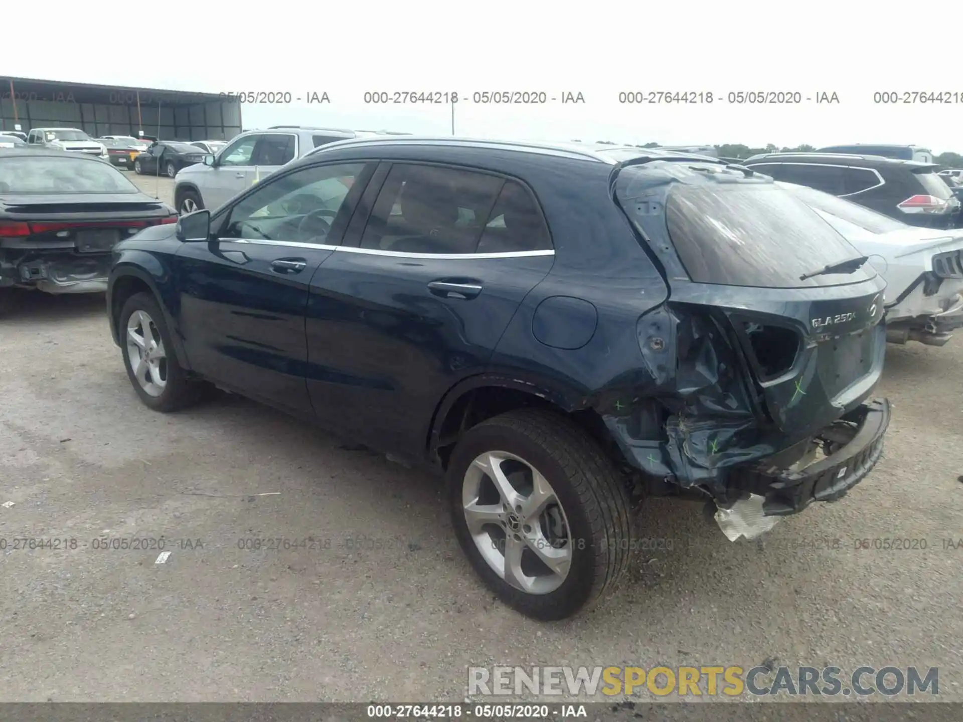 3 Photograph of a damaged car WDCTG4GBXKJ610244 MERCEDES-BENZ GLA 2019