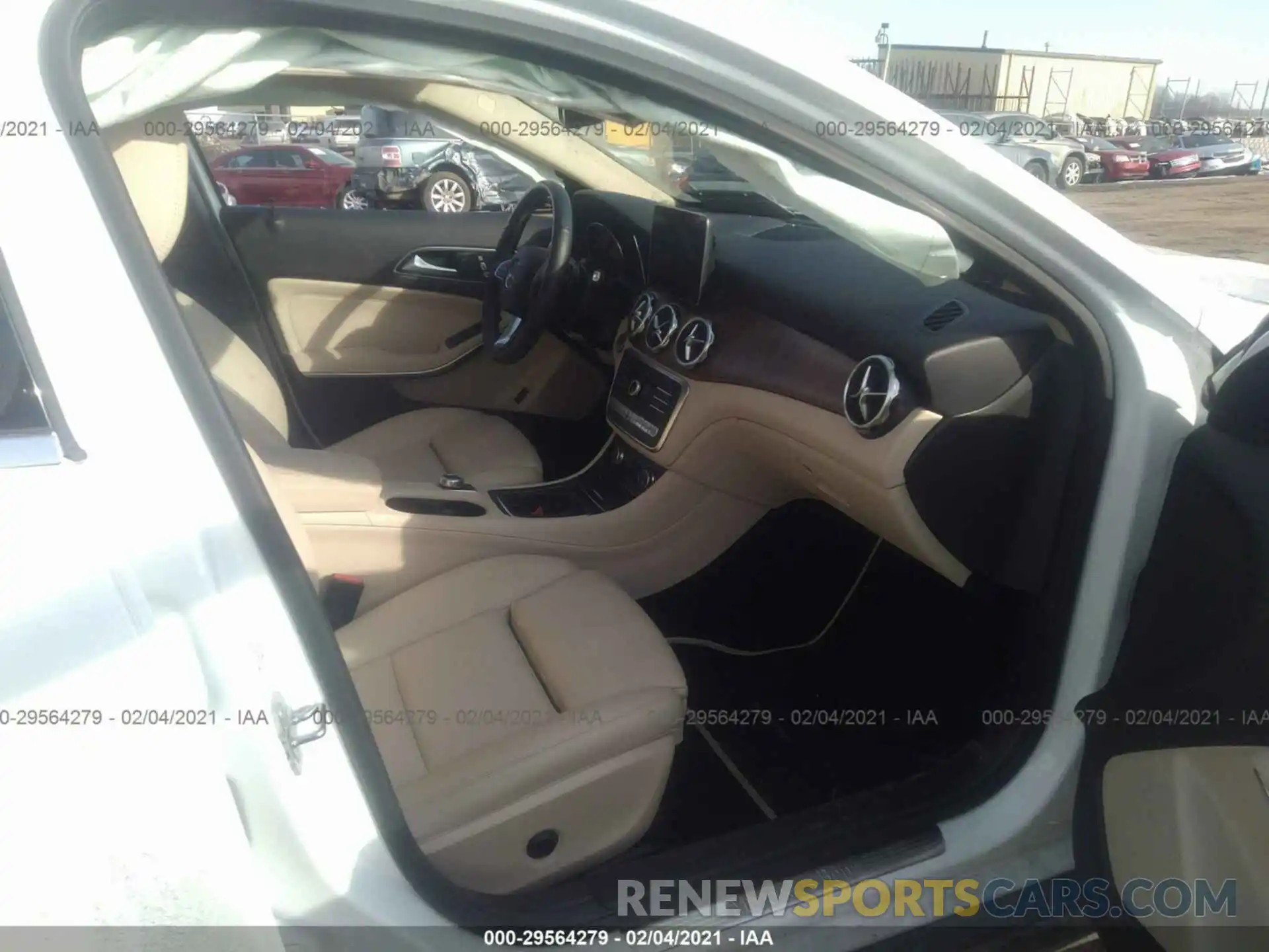 5 Photograph of a damaged car WDCTG4GBXKU012377 MERCEDES-BENZ GLA 2019