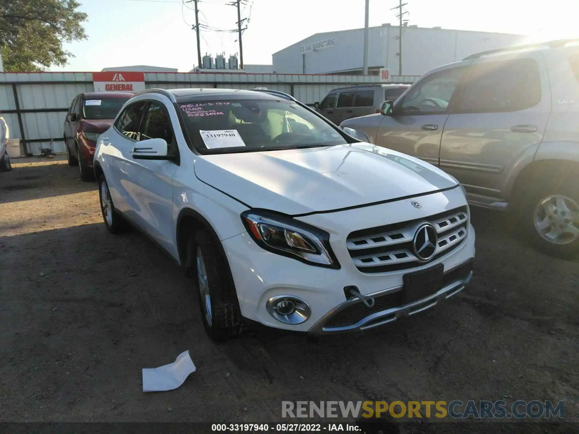 1 Photograph of a damaged car W1NTG4EB0LJ691399 MERCEDES-BENZ GLA 2020