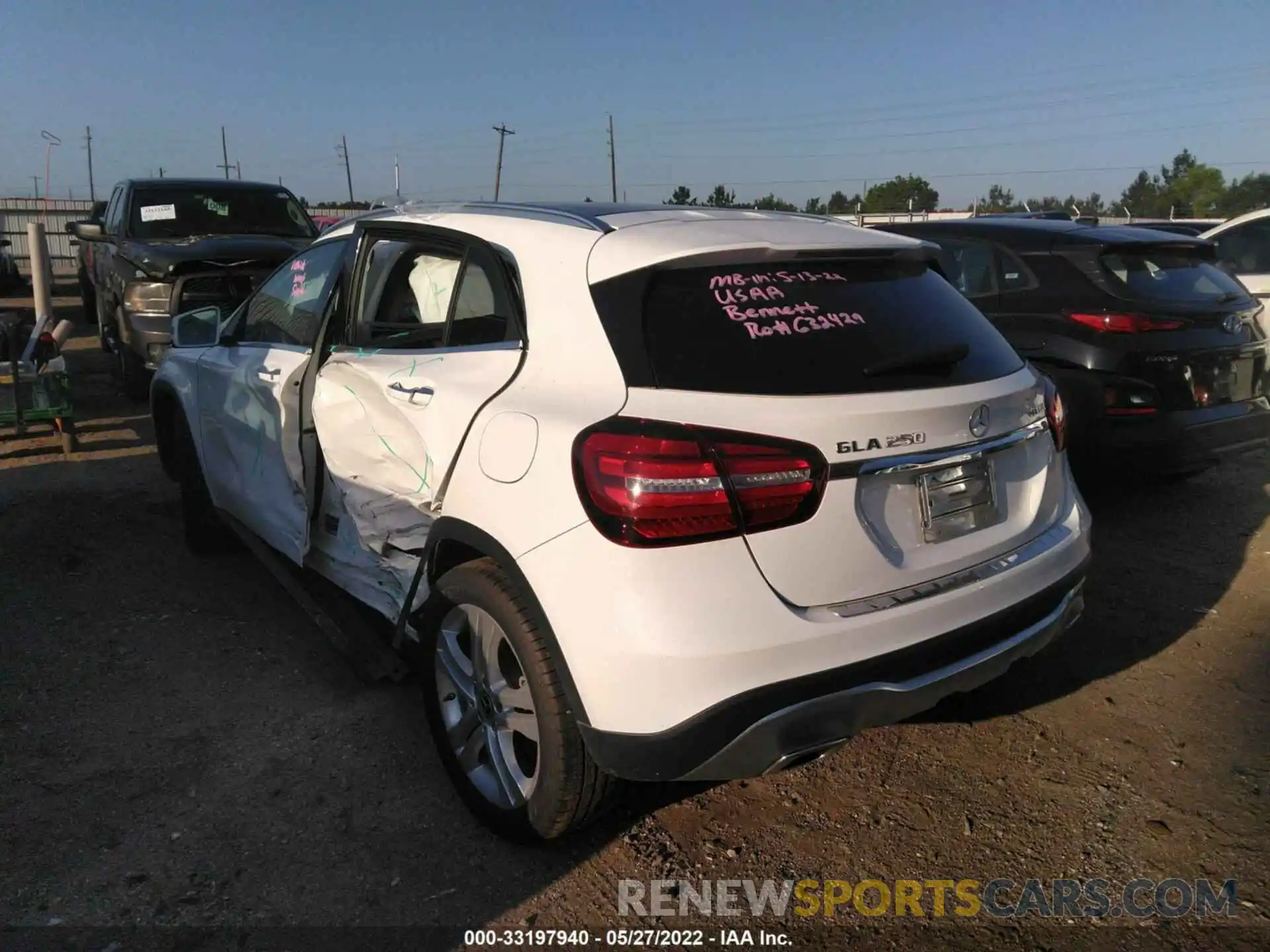 3 Photograph of a damaged car W1NTG4EB0LJ691399 MERCEDES-BENZ GLA 2020