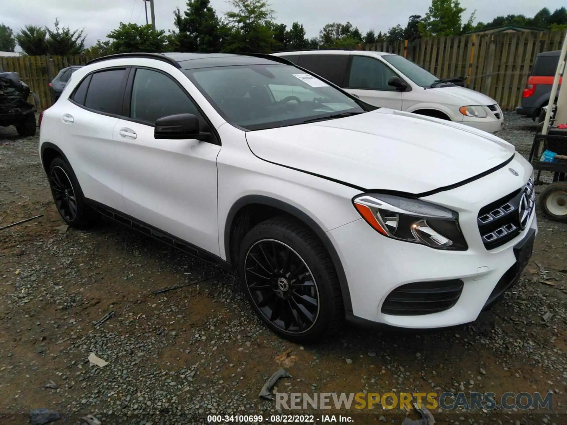 1 Photograph of a damaged car W1NTG4EB7LU040074 MERCEDES-BENZ GLA 2020