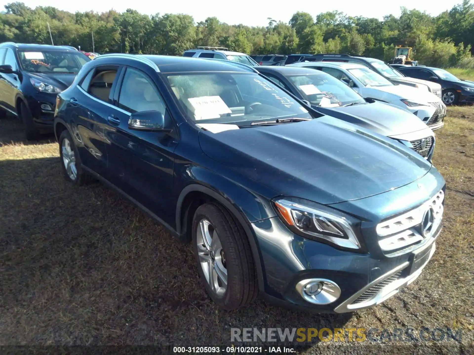 1 Photograph of a damaged car W1NTG4GB5LJ692920 MERCEDES-BENZ GLA 2020