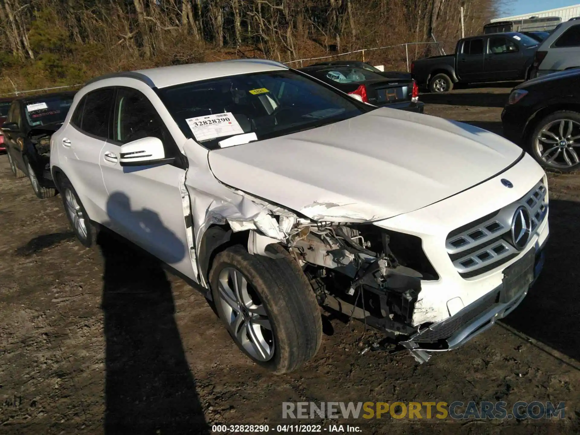 1 Photograph of a damaged car W1NTG4GB8LU030361 MERCEDES-BENZ GLA 2020