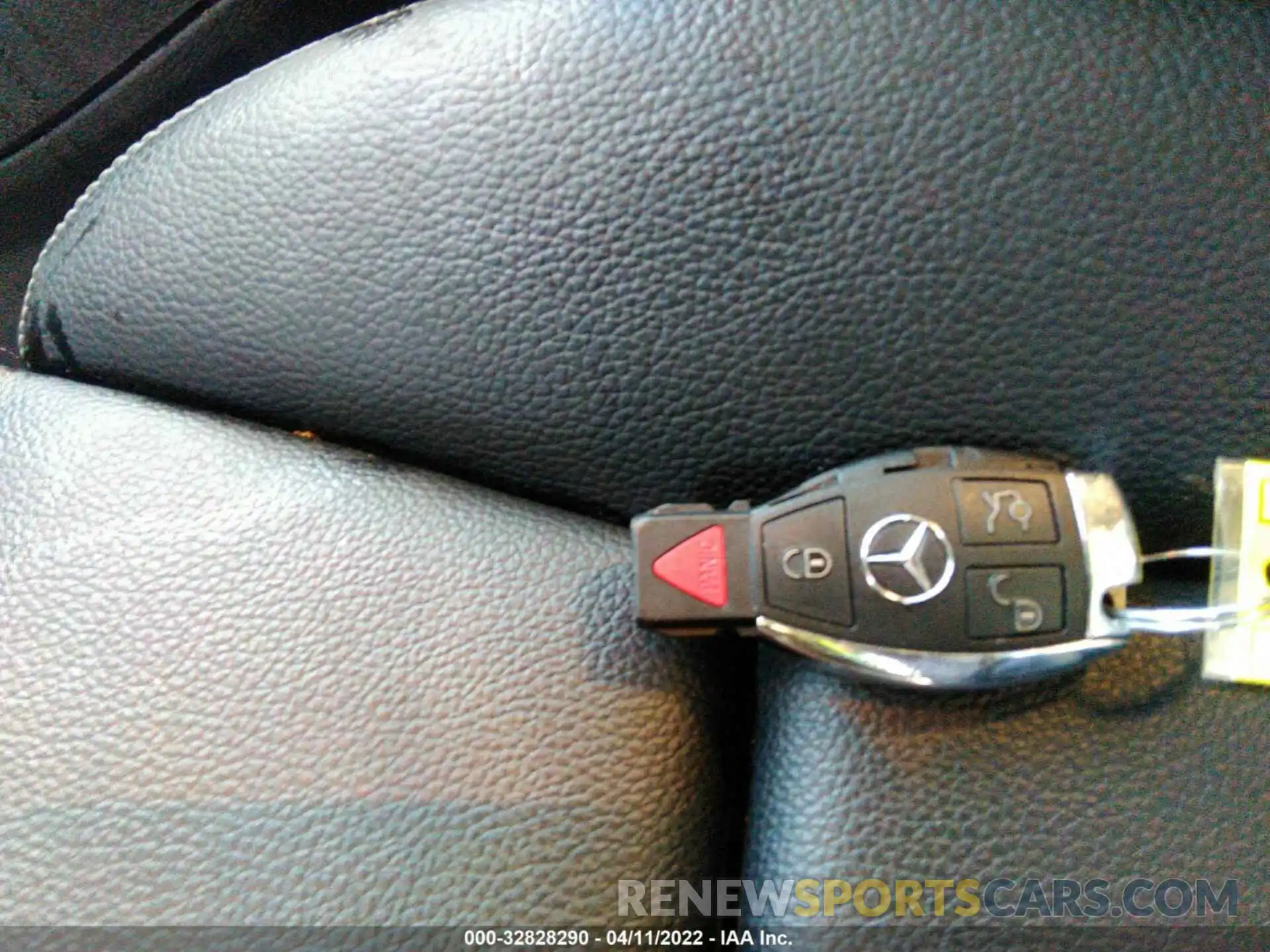 11 Photograph of a damaged car W1NTG4GB8LU030361 MERCEDES-BENZ GLA 2020