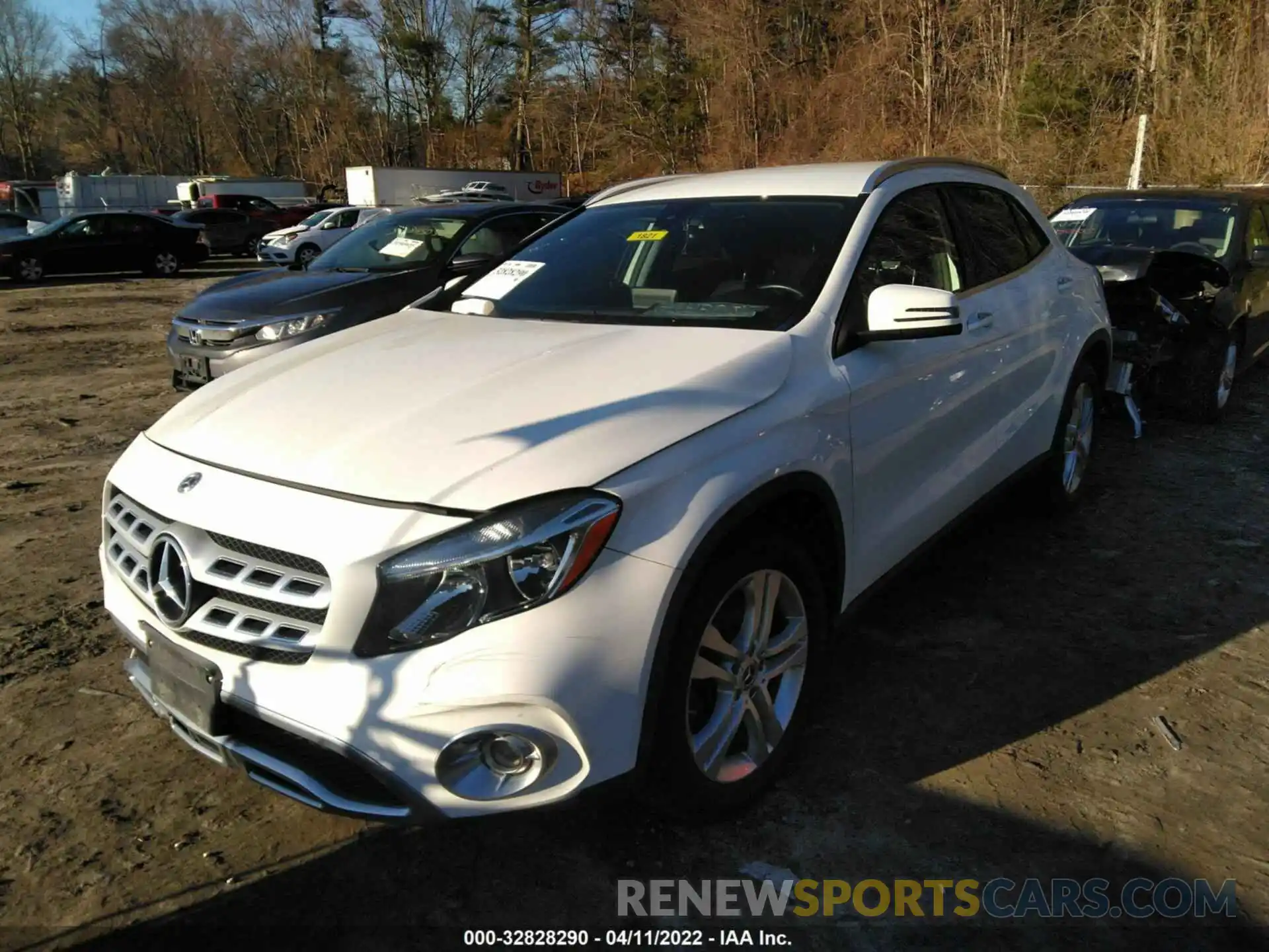 2 Photograph of a damaged car W1NTG4GB8LU030361 MERCEDES-BENZ GLA 2020