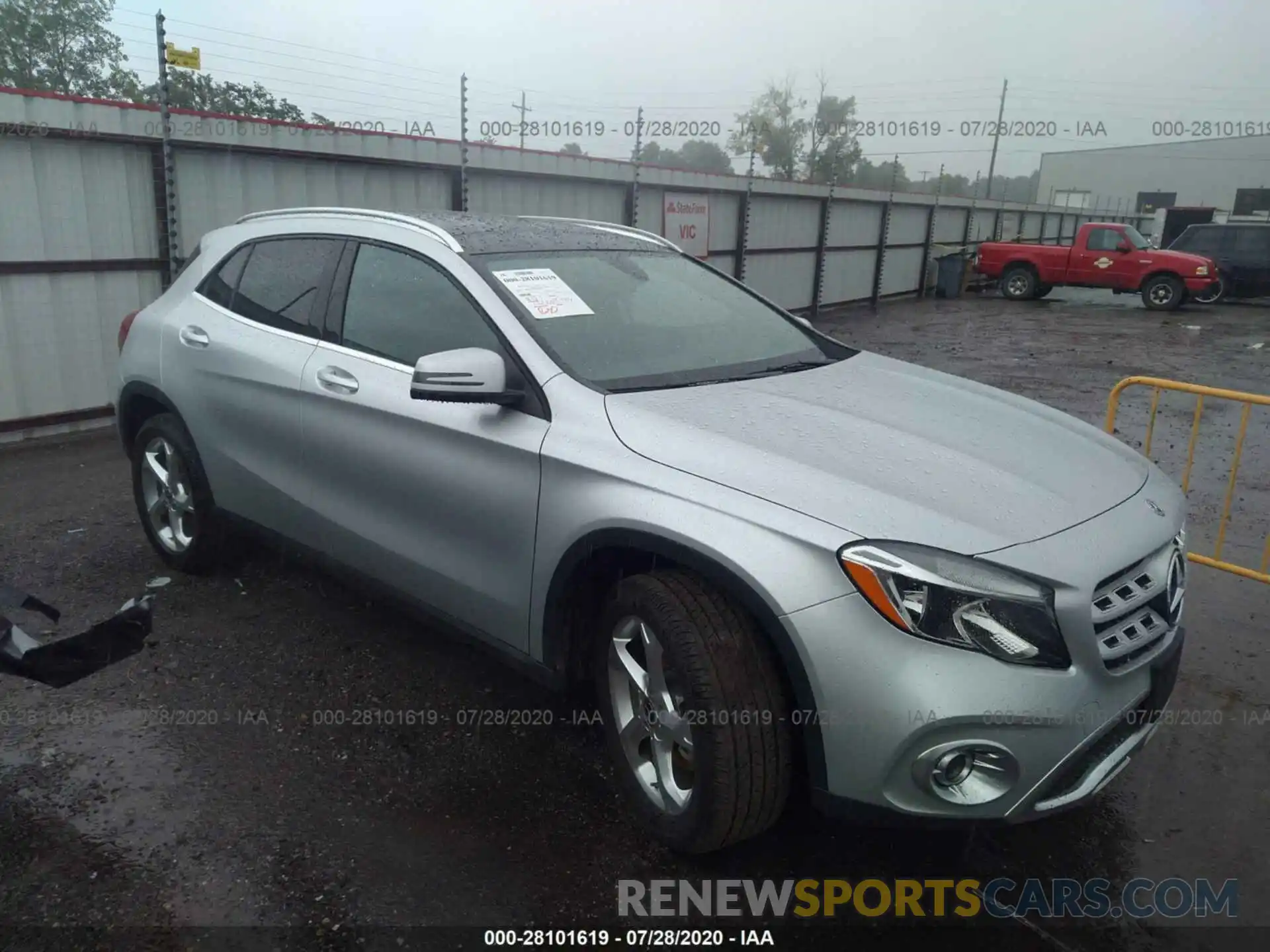 1 Фотография поврежденного автомобиля WDCTG4EB3LU023323 MERCEDES-BENZ GLA 2020