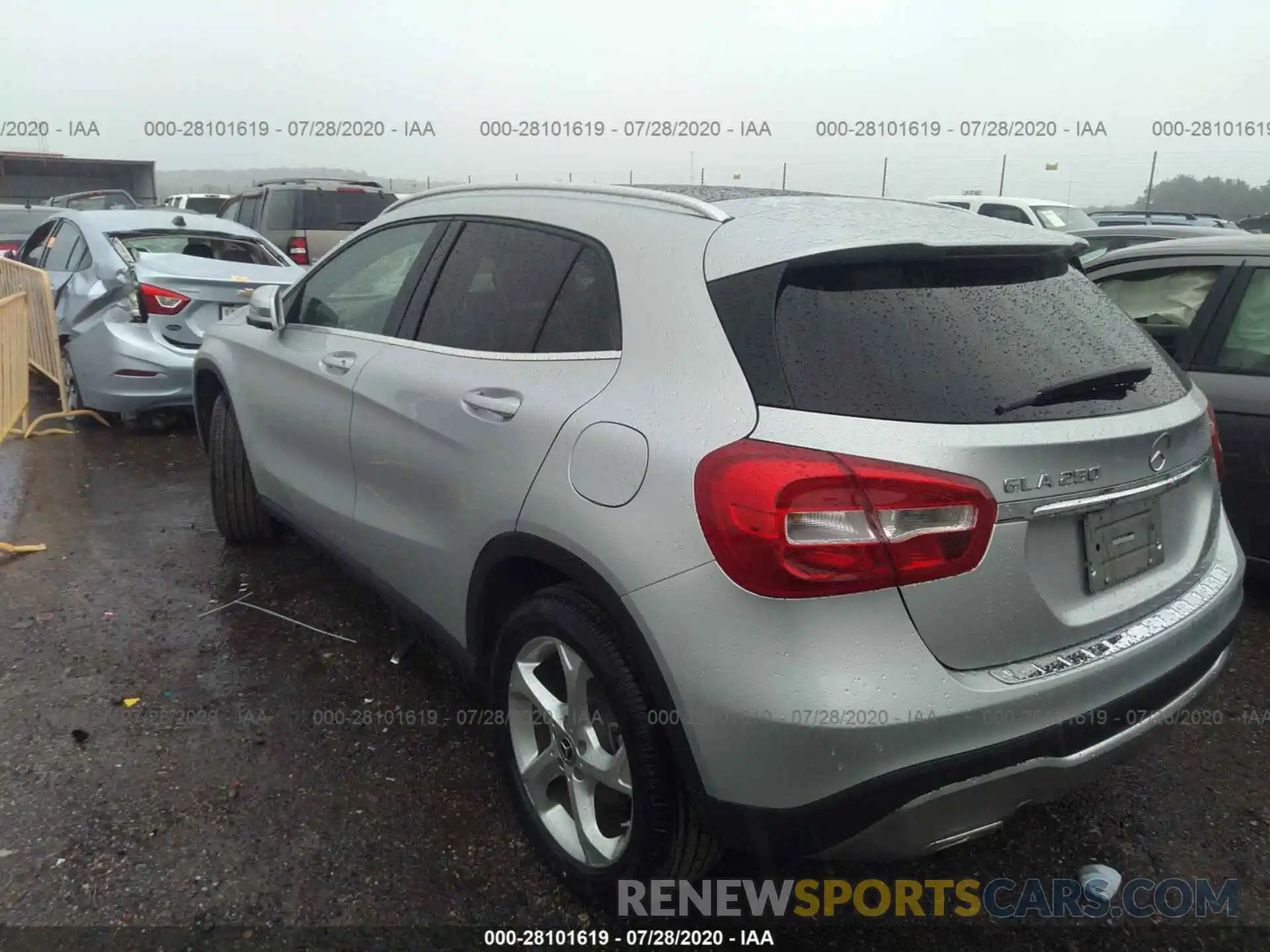 3 Фотография поврежденного автомобиля WDCTG4EB3LU023323 MERCEDES-BENZ GLA 2020