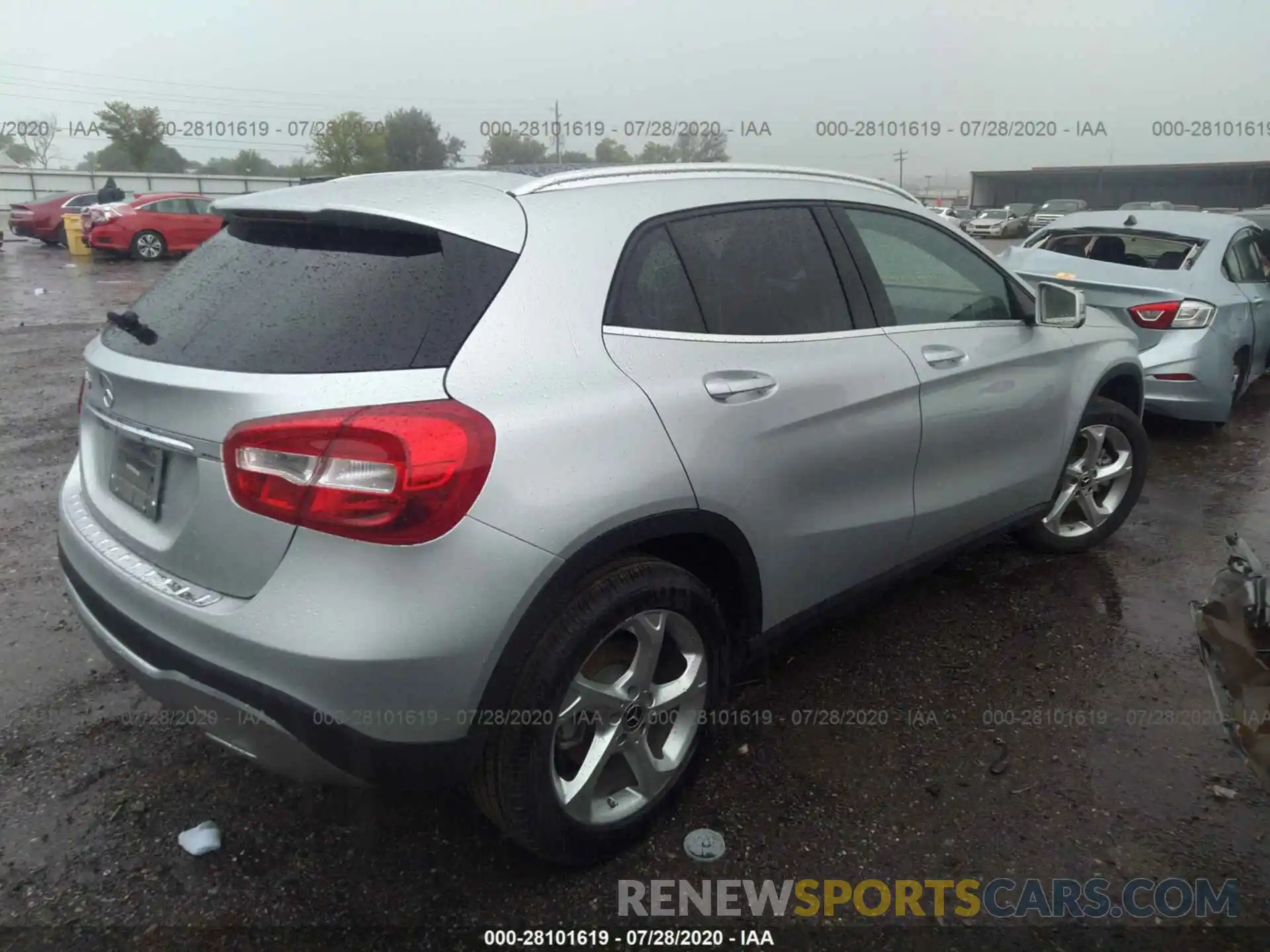 4 Фотография поврежденного автомобиля WDCTG4EB3LU023323 MERCEDES-BENZ GLA 2020