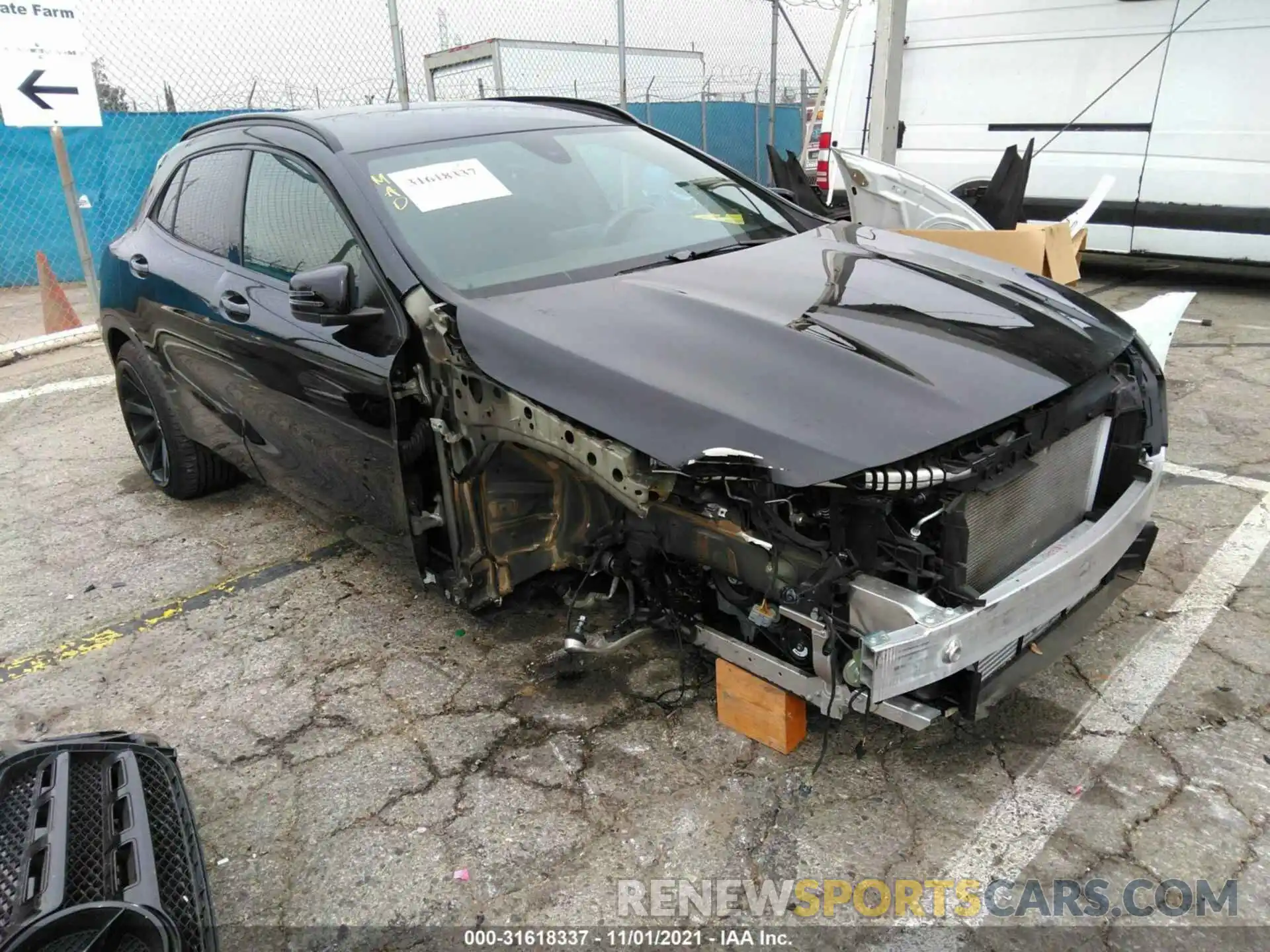 1 Photograph of a damaged car WDCTG4EB3LU023984 MERCEDES-BENZ GLA 2020