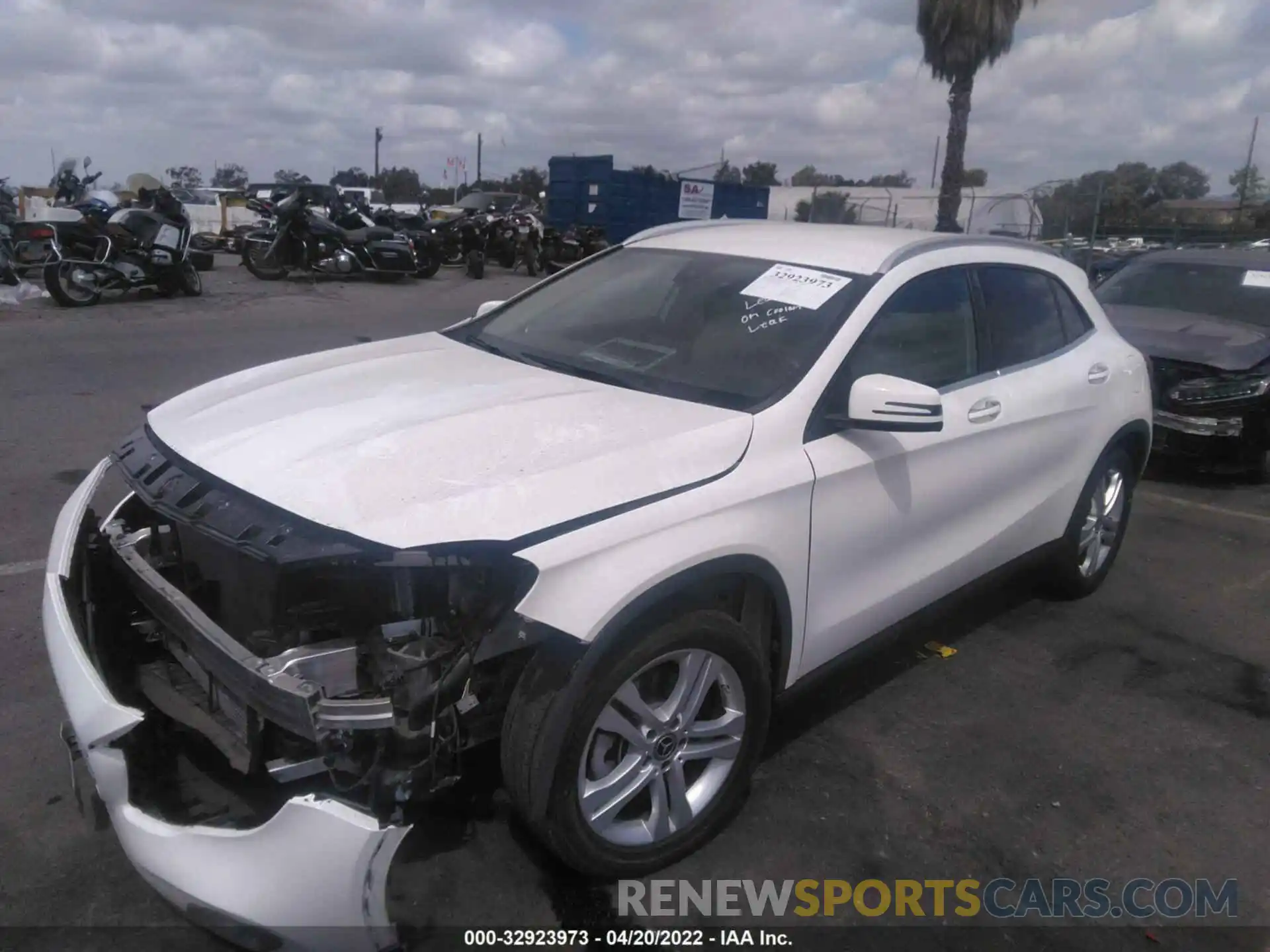 2 Photograph of a damaged car WDCTG4EB4LJ690239 MERCEDES-BENZ GLA 2020