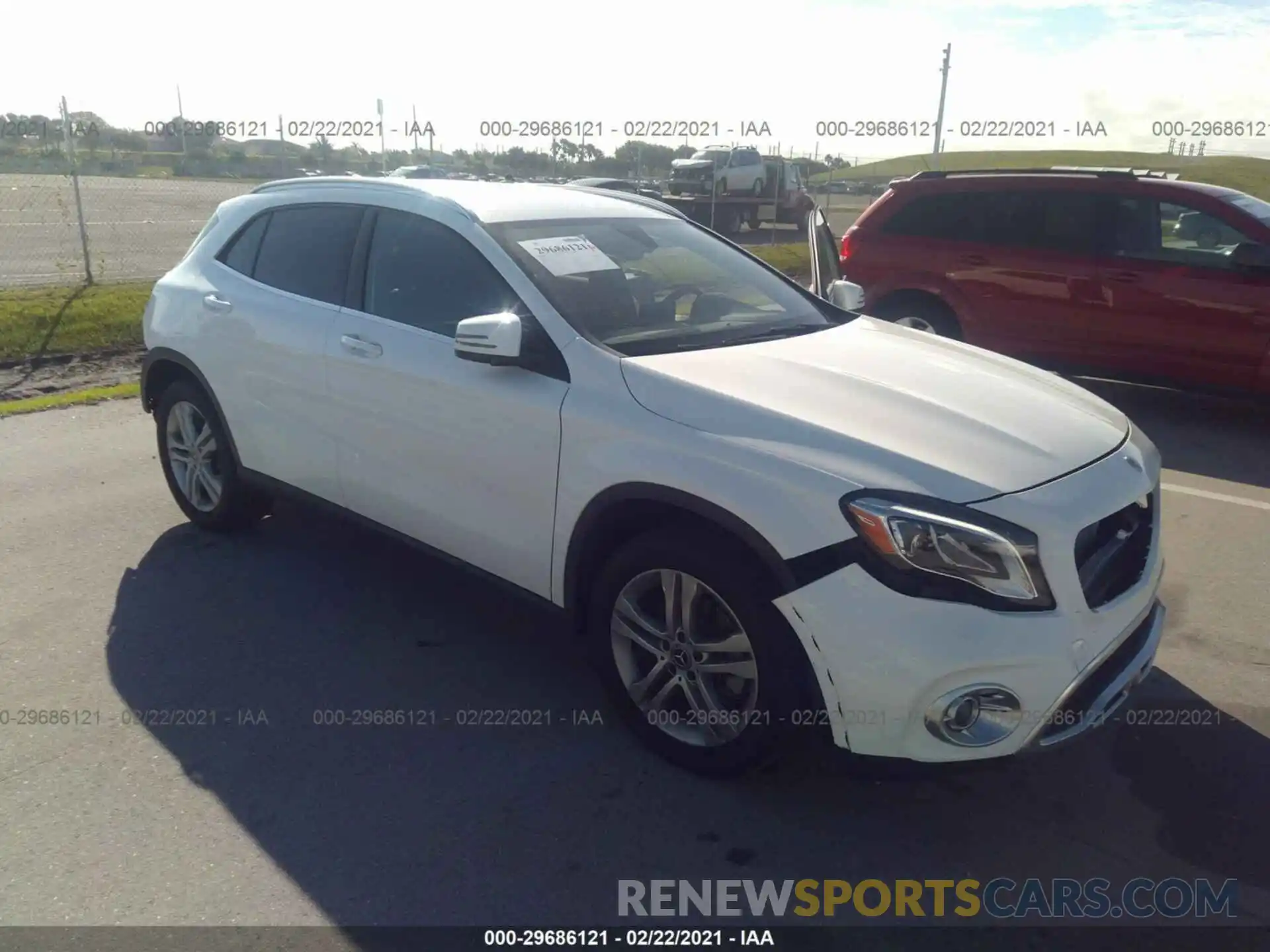 1 Photograph of a damaged car WDCTG4EB5LU026093 MERCEDES-BENZ GLA 2020