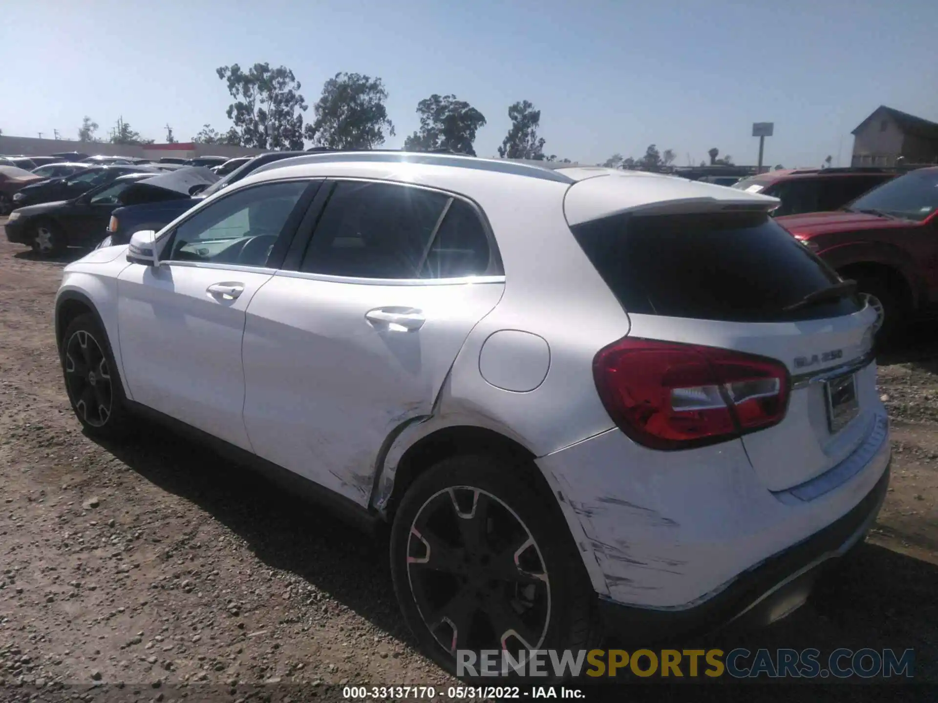 3 Photograph of a damaged car WDCTG4EB6LU025230 MERCEDES-BENZ GLA 2020