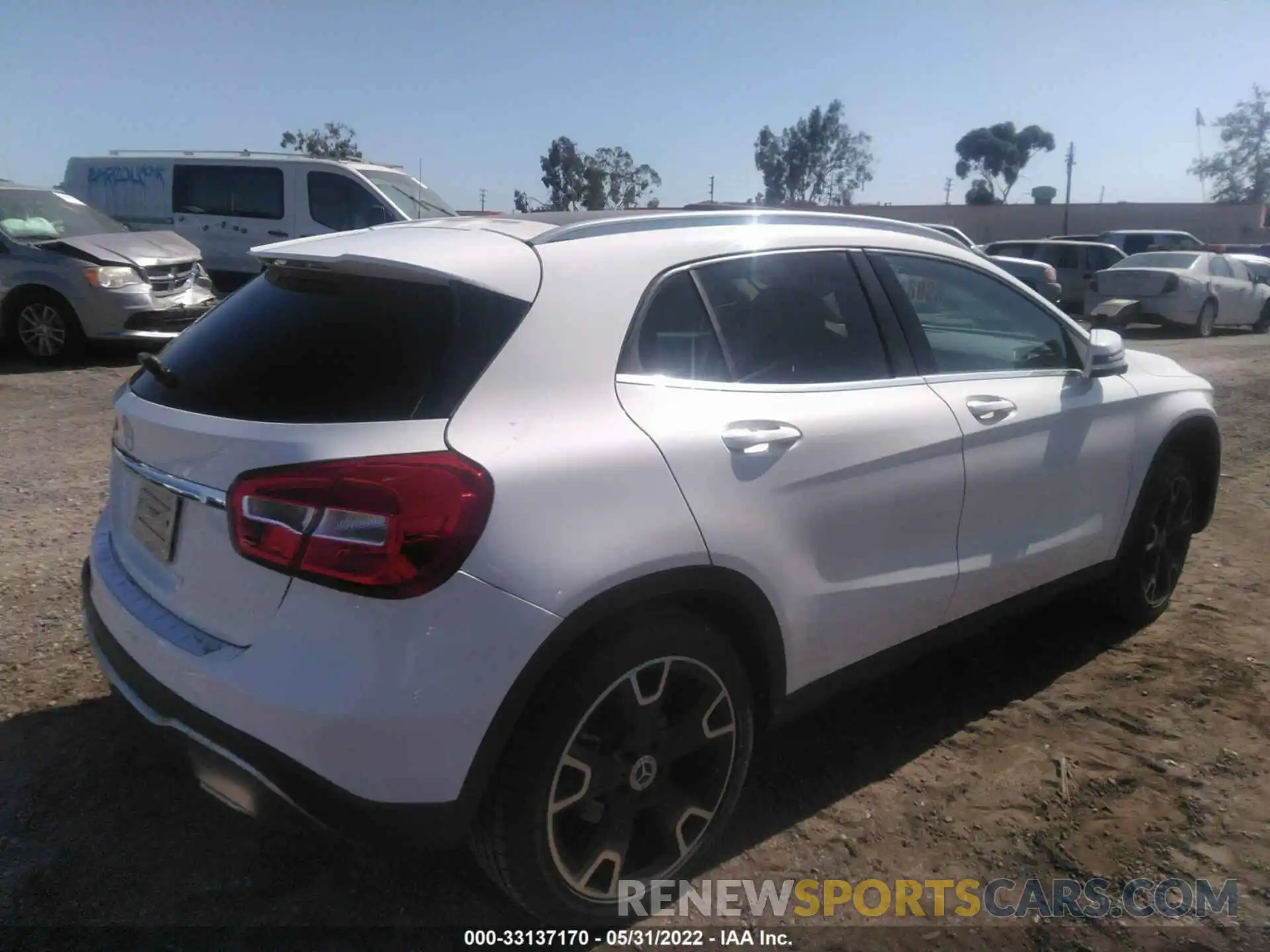 4 Photograph of a damaged car WDCTG4EB6LU025230 MERCEDES-BENZ GLA 2020