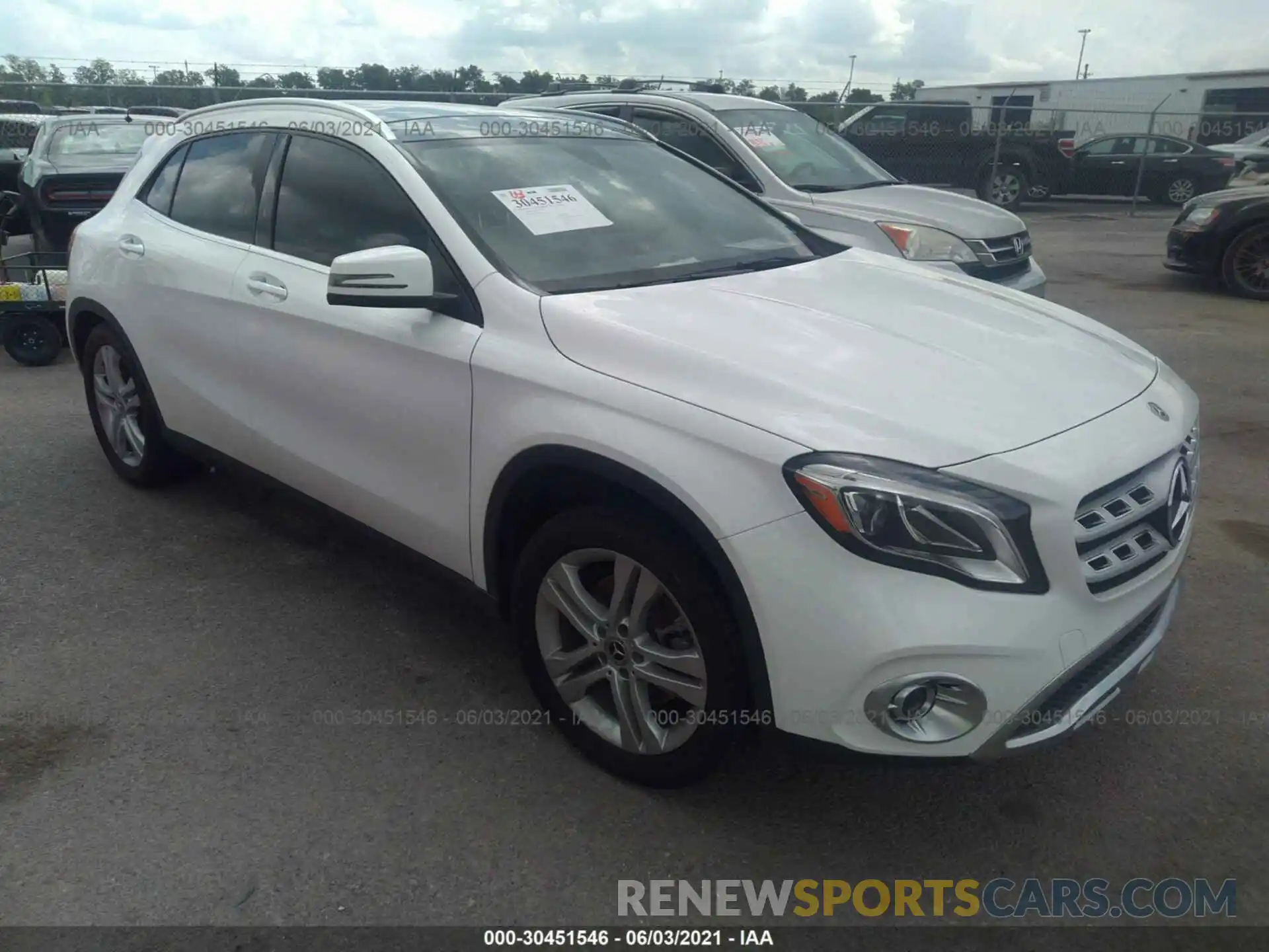 1 Photograph of a damaged car WDCTG4EB6LU025499 MERCEDES-BENZ GLA 2020