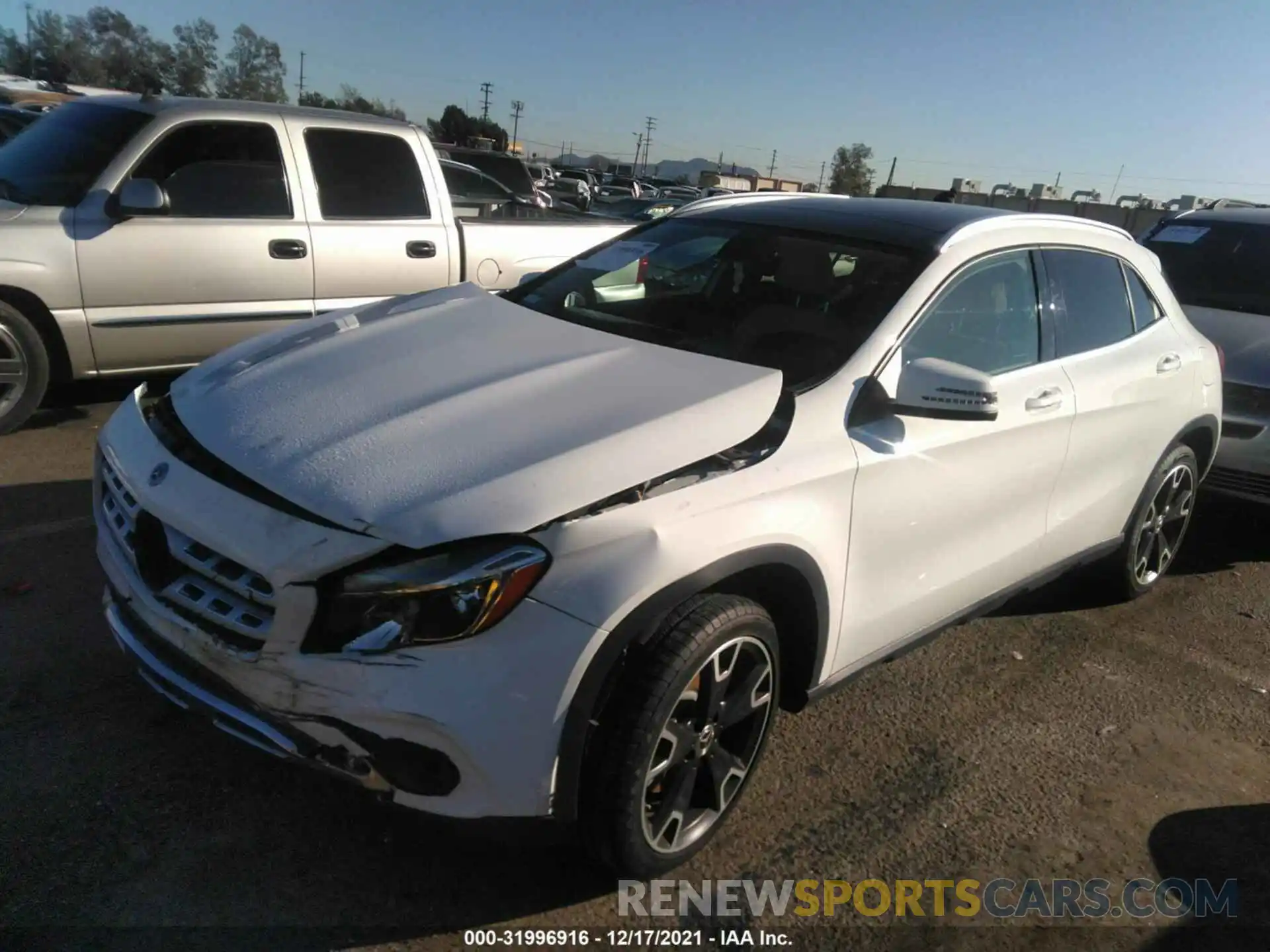 2 Photograph of a damaged car WDCTG4EB7LJ655582 MERCEDES-BENZ GLA 2020